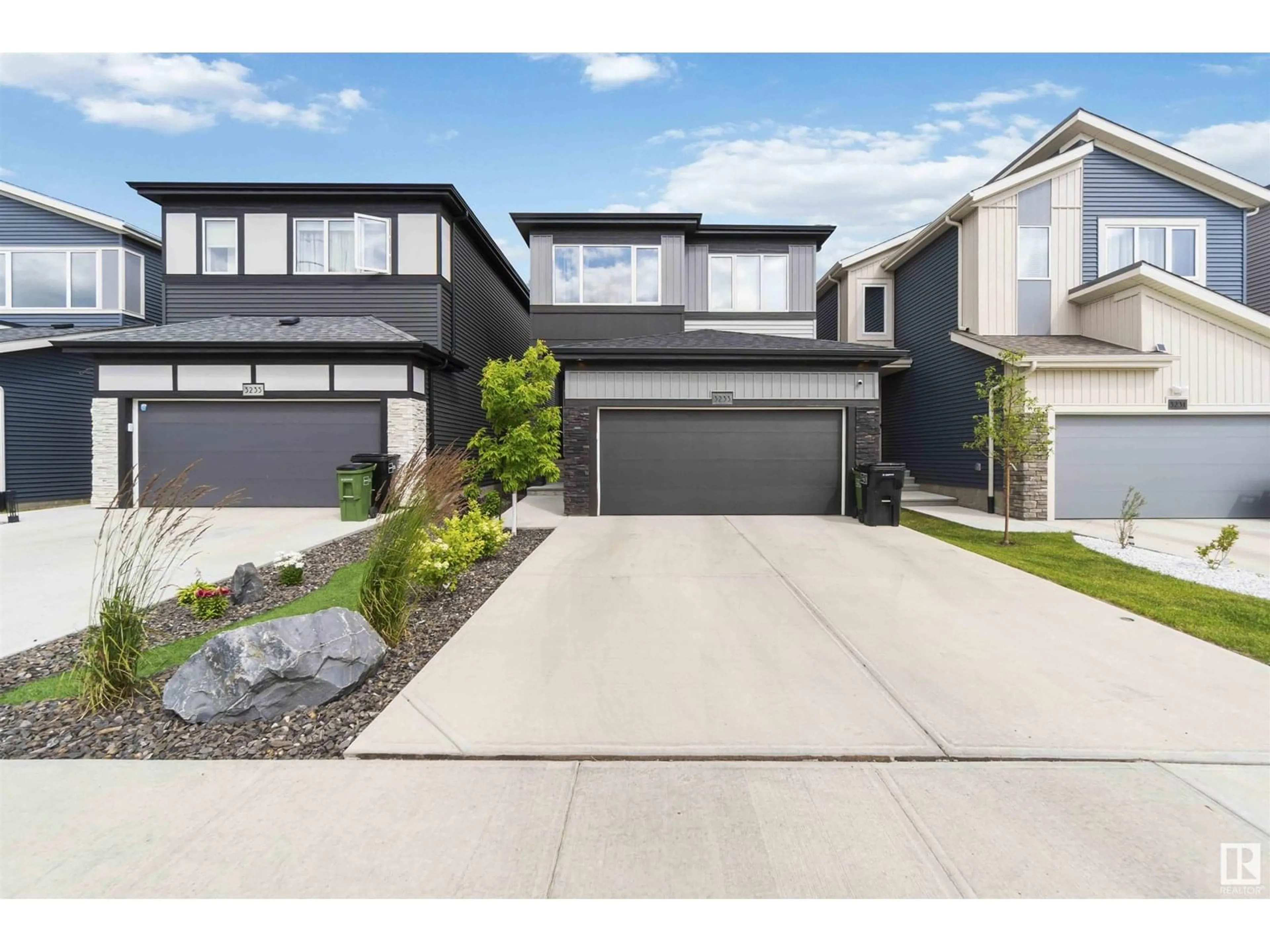 Unknown for 3233 KULAY WY, Edmonton Alberta T6W5B5