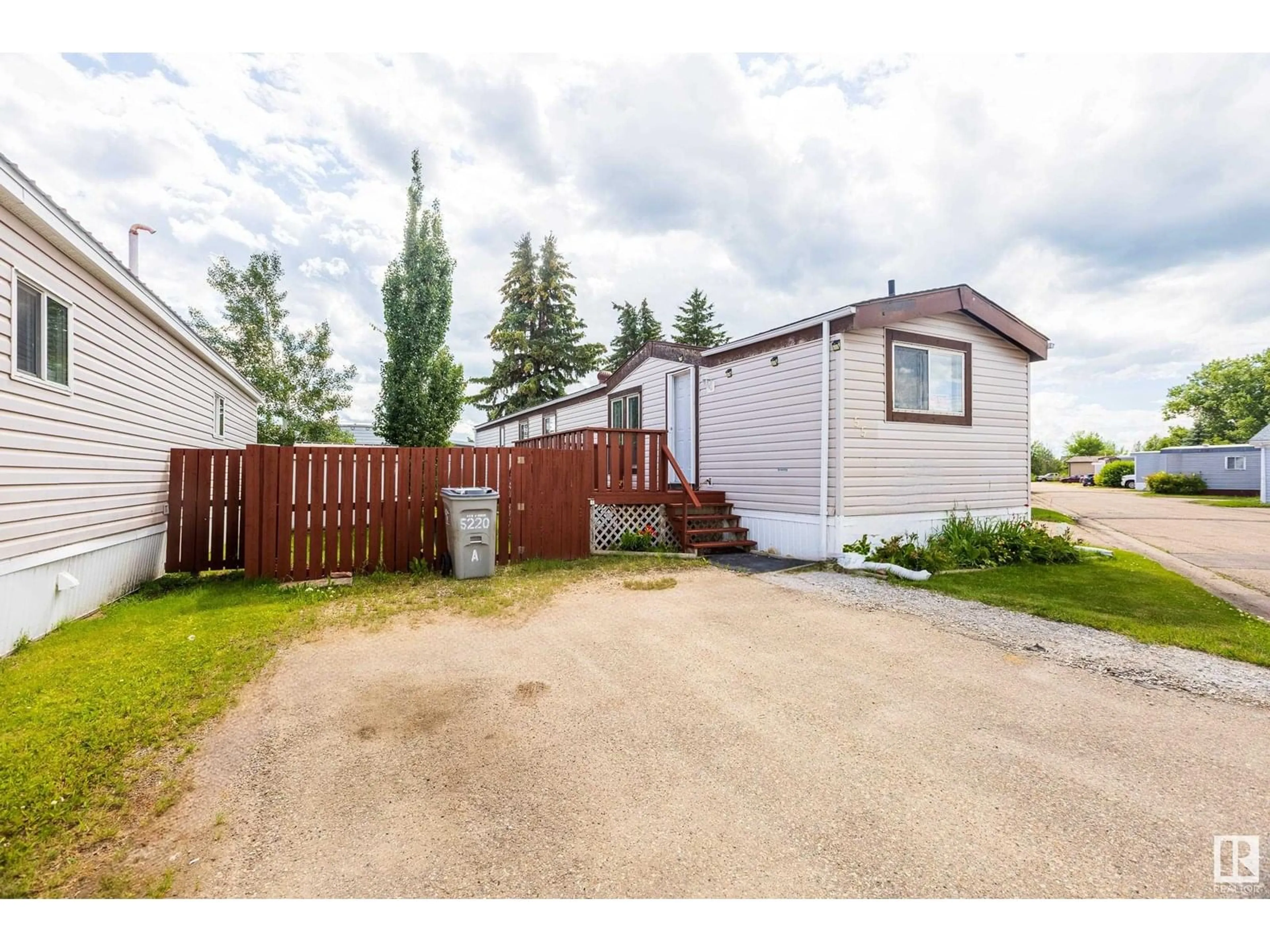 Unknown for 55 - 10410 101A ST, Morinville Alberta T8R1B1