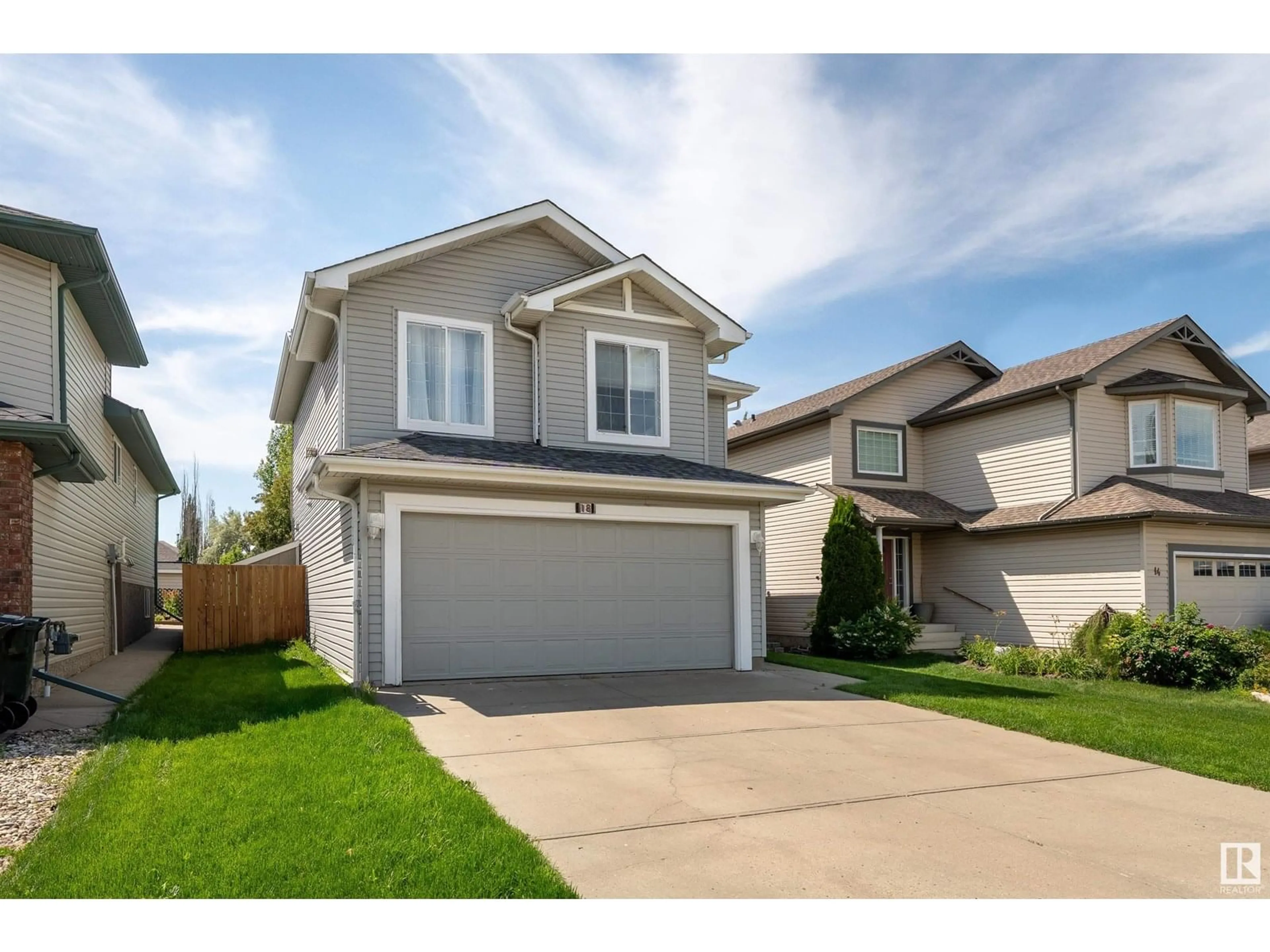Home with vinyl exterior material, street for 18 CAVAN CR, Sherwood Park Alberta T8H2K6