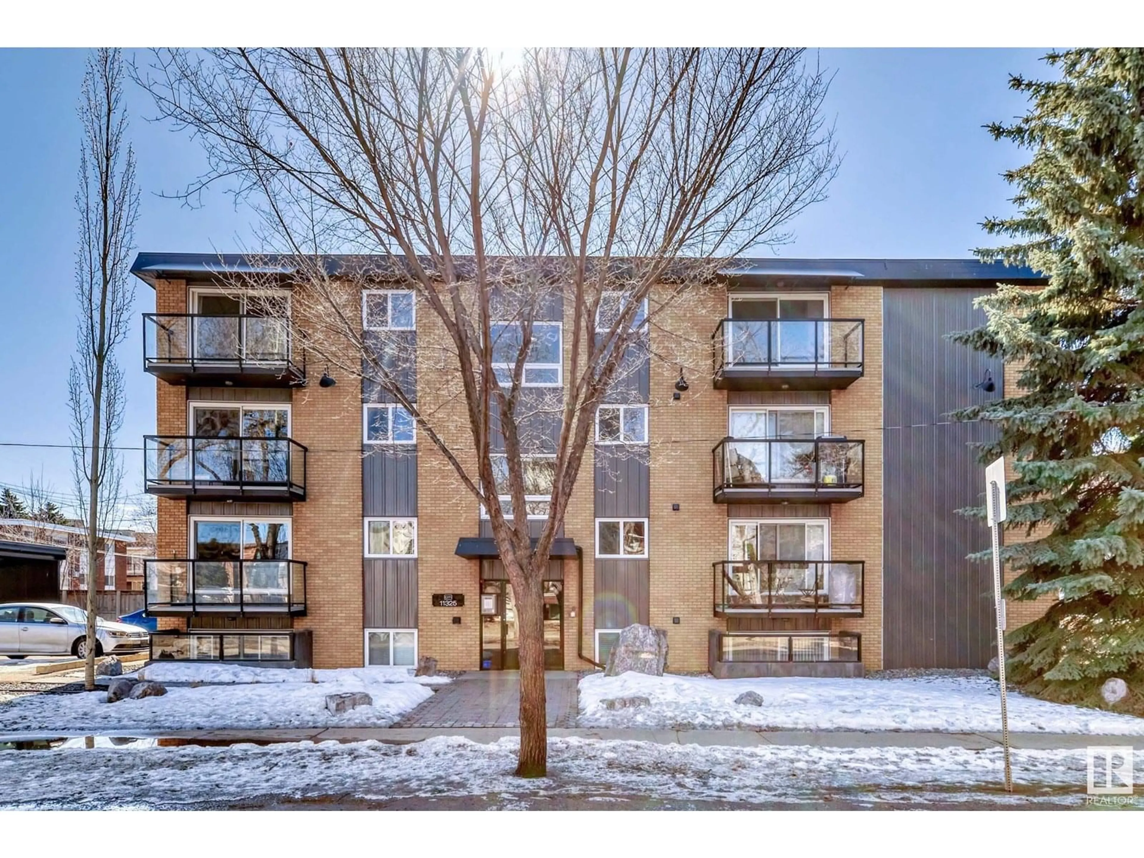 Unknown for #102 - 11325 103 AV, Edmonton Alberta T5X0S3