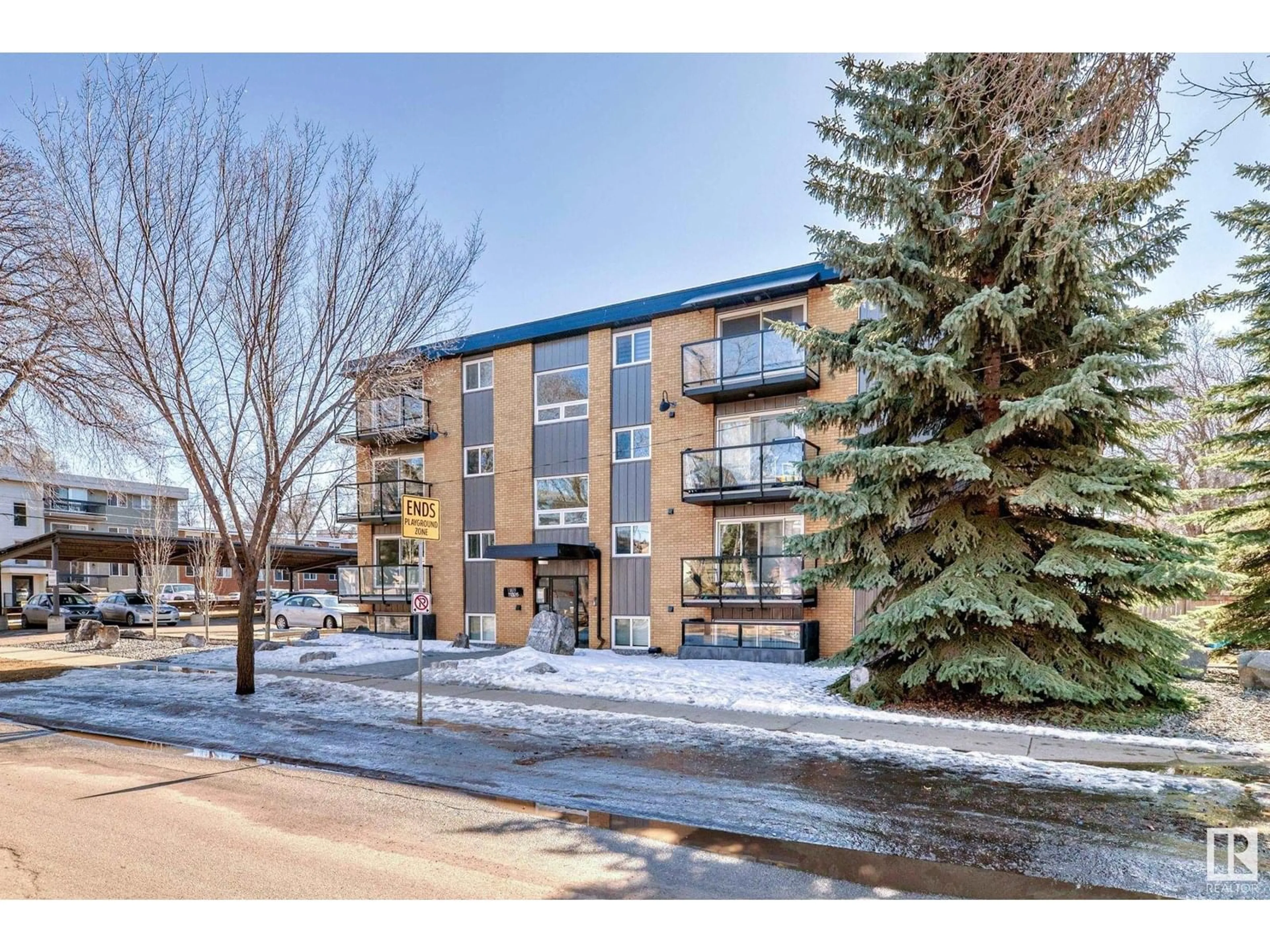 Unknown for #102 - 11325 103 AV, Edmonton Alberta T5X0S3