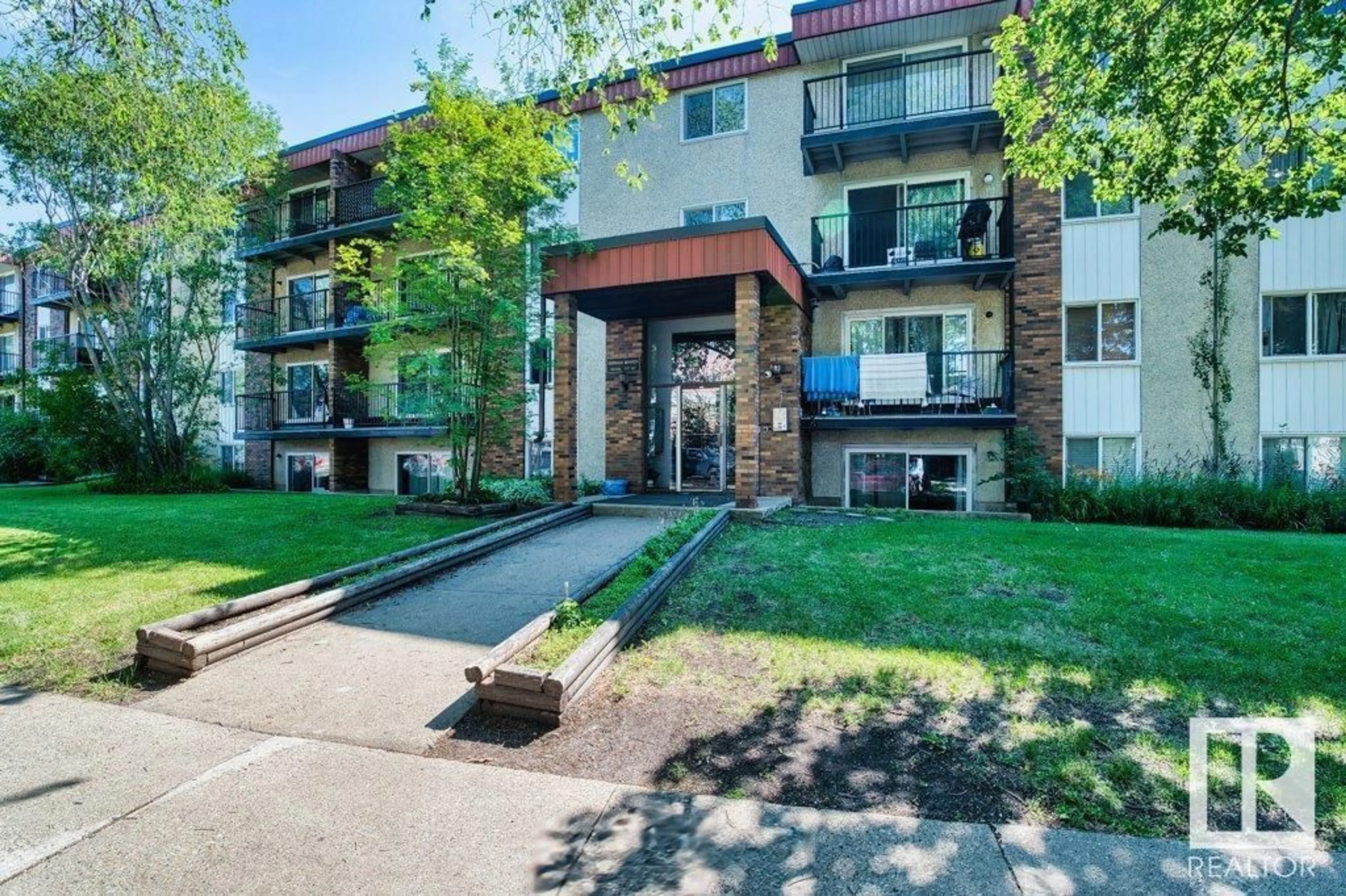 Patio, unknown for #303 - 10335 117 ST, Edmonton Alberta T5K1X9