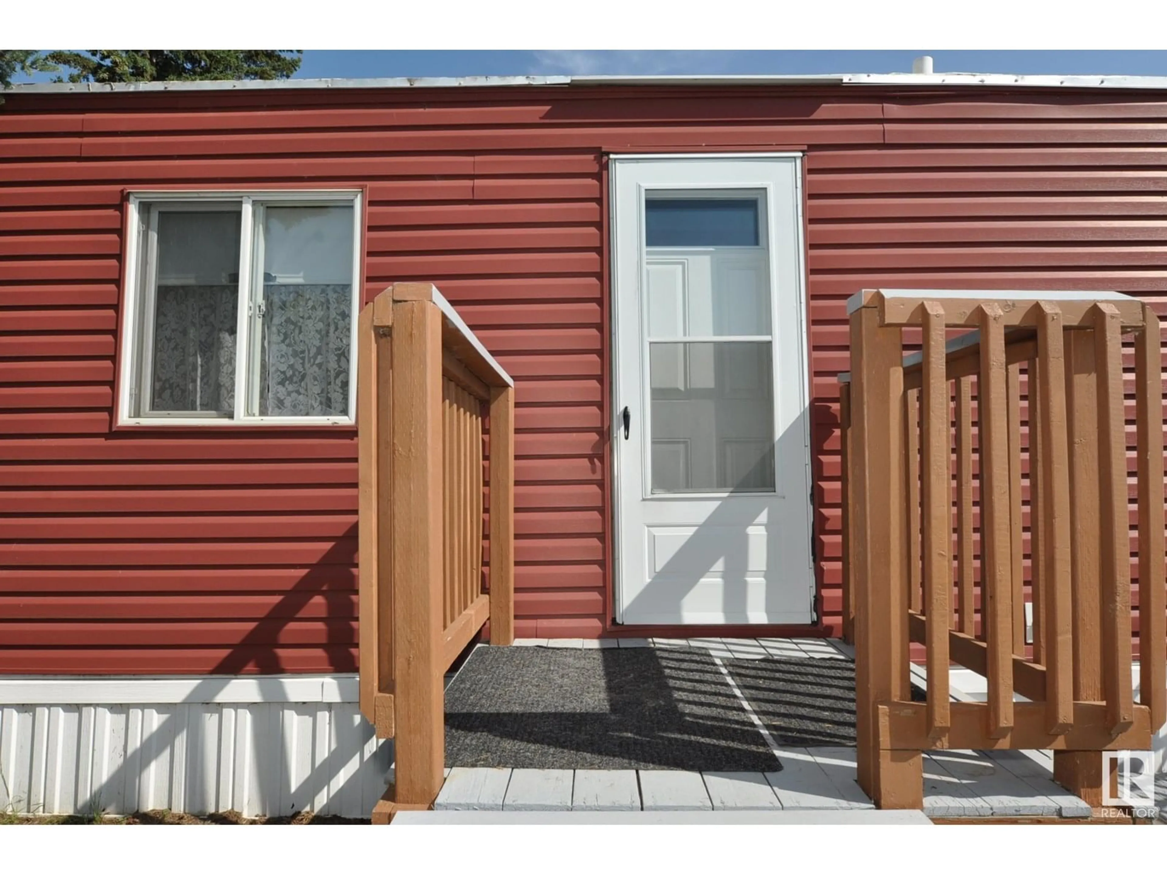 Unknown for 17 - 4839 47 ST, Gibbons Alberta T0A1N0