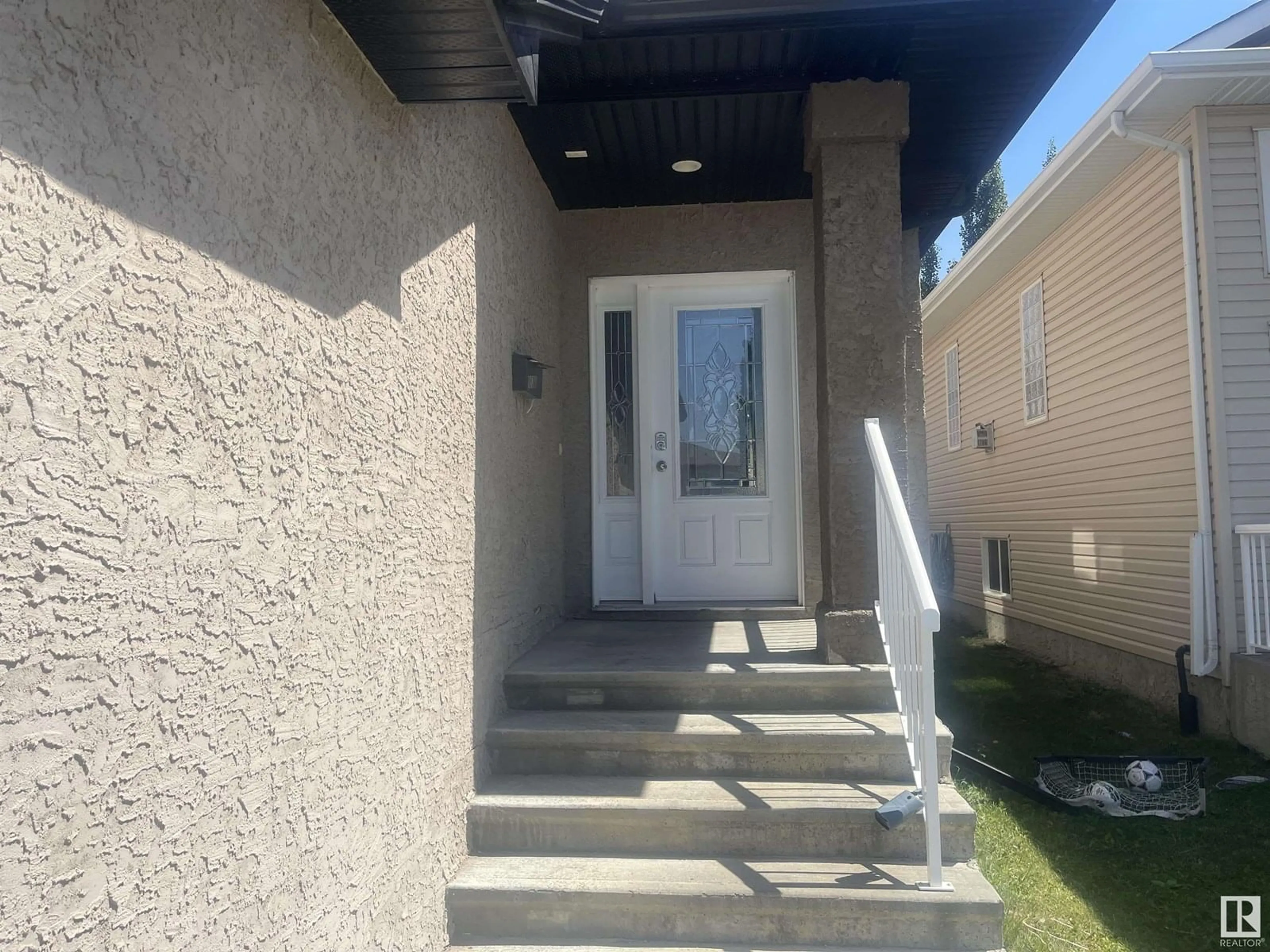 Unknown for NW - 15143 32 ST, Edmonton Alberta T5Y0M3