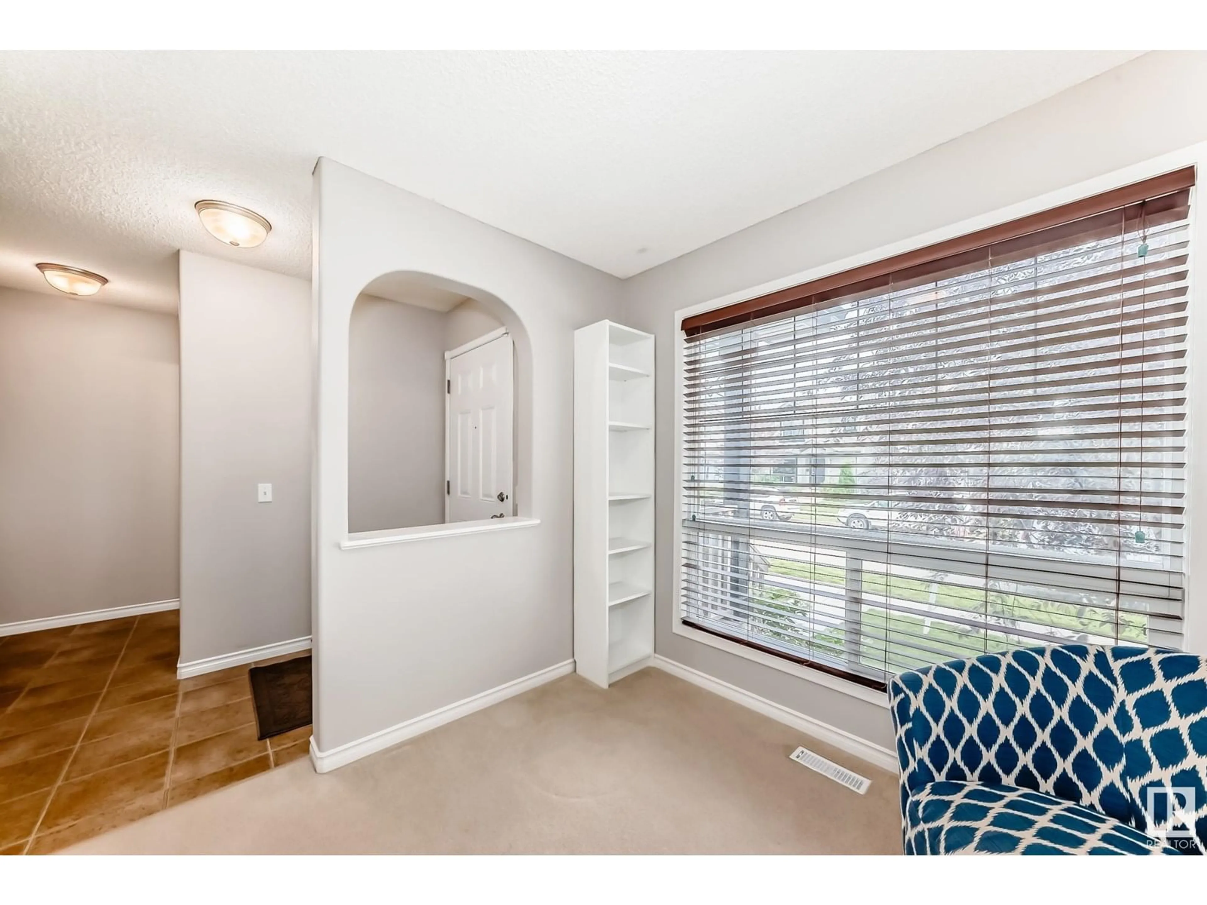 A pic of a room for NW - 20119 58 AV, Edmonton Alberta T6M0B5