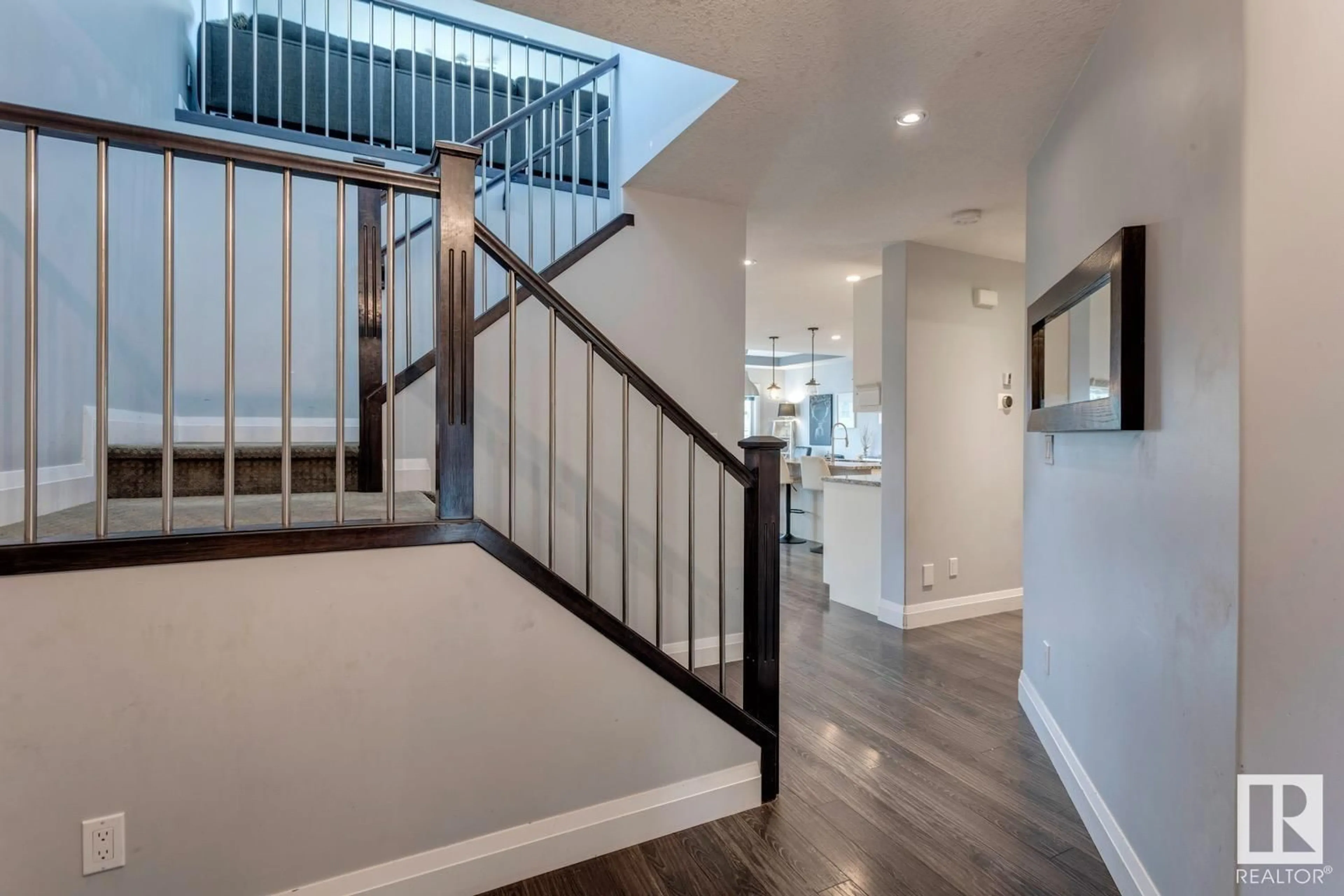 Indoor entryway for 703 SUNCREST POINT, Sherwood Park Alberta T8H0G6
