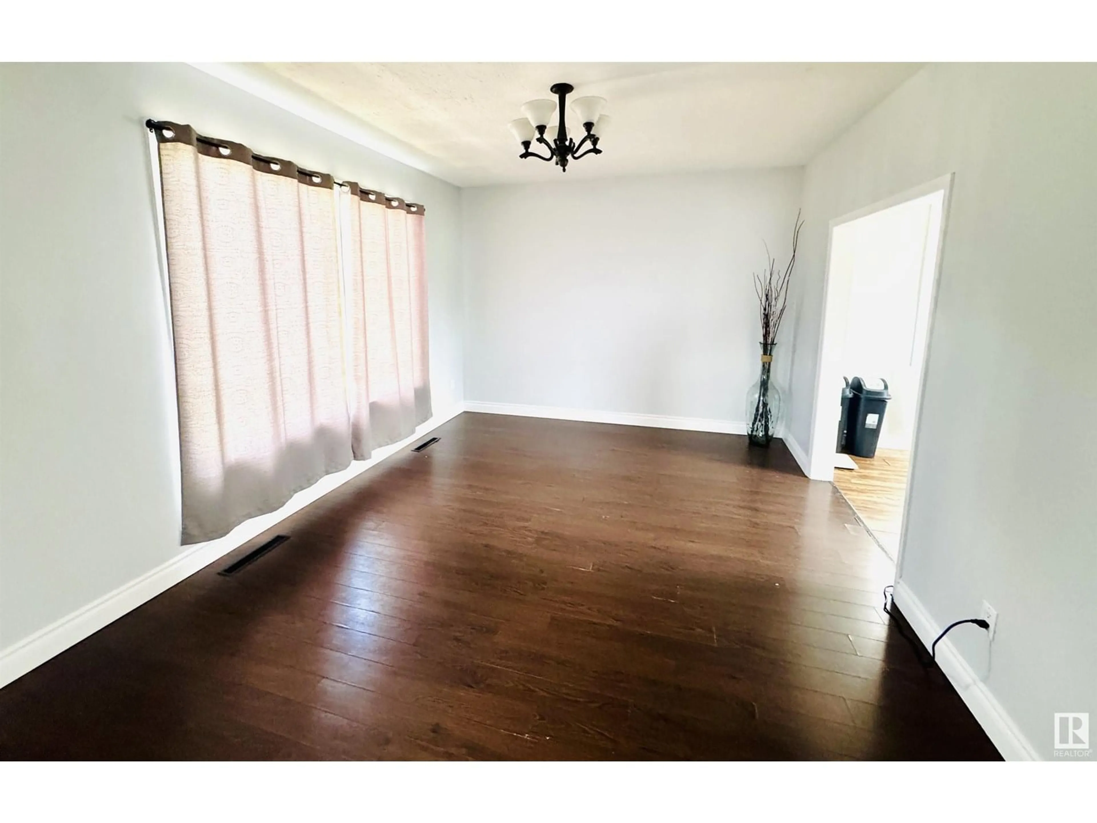 A pic of a room for 5317 51 AV, St. Paul Town Alberta T0A3A1