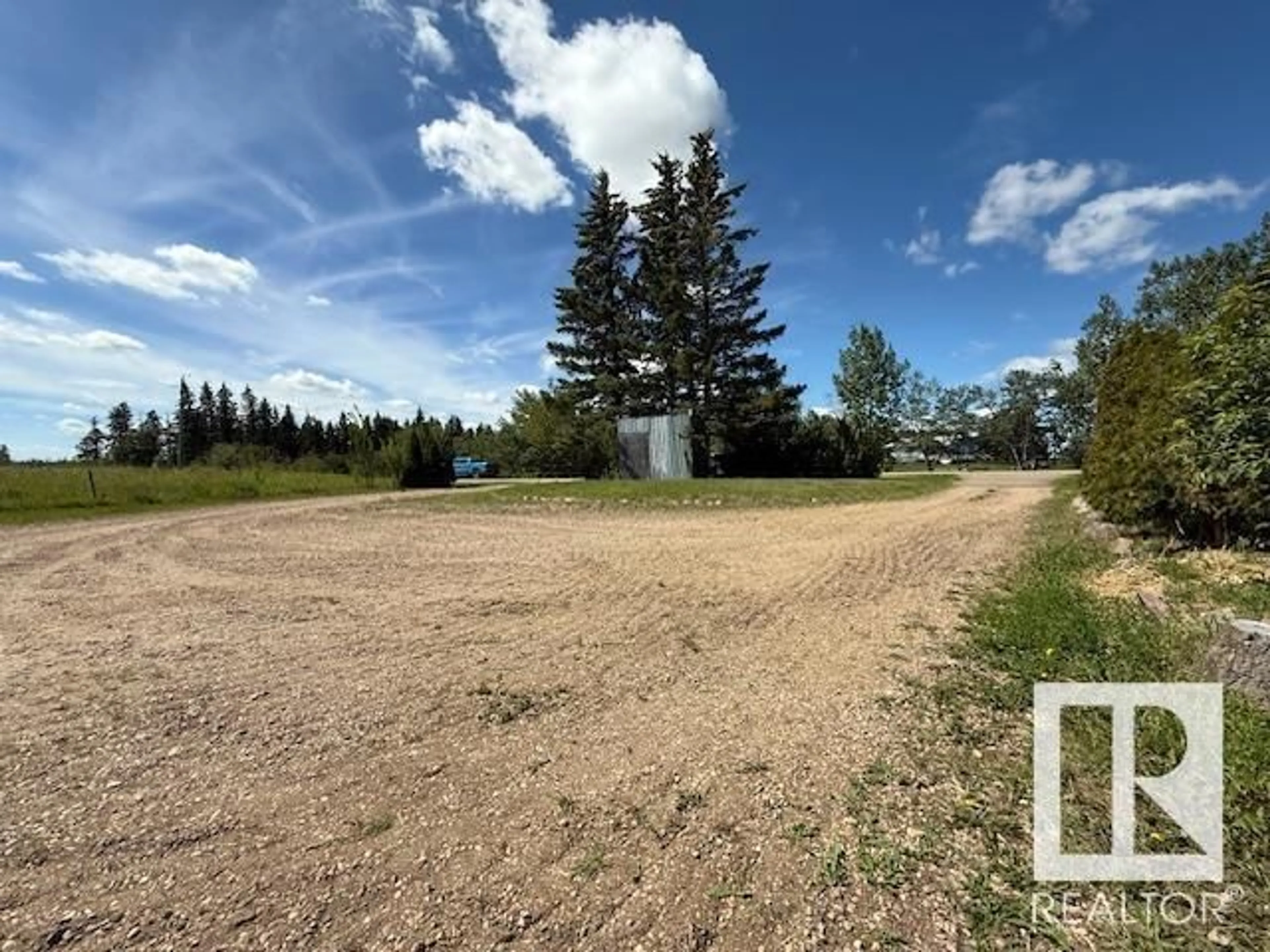 Shed for 501043 RR 23, Rural Vermilion River County Alberta T0B0L0