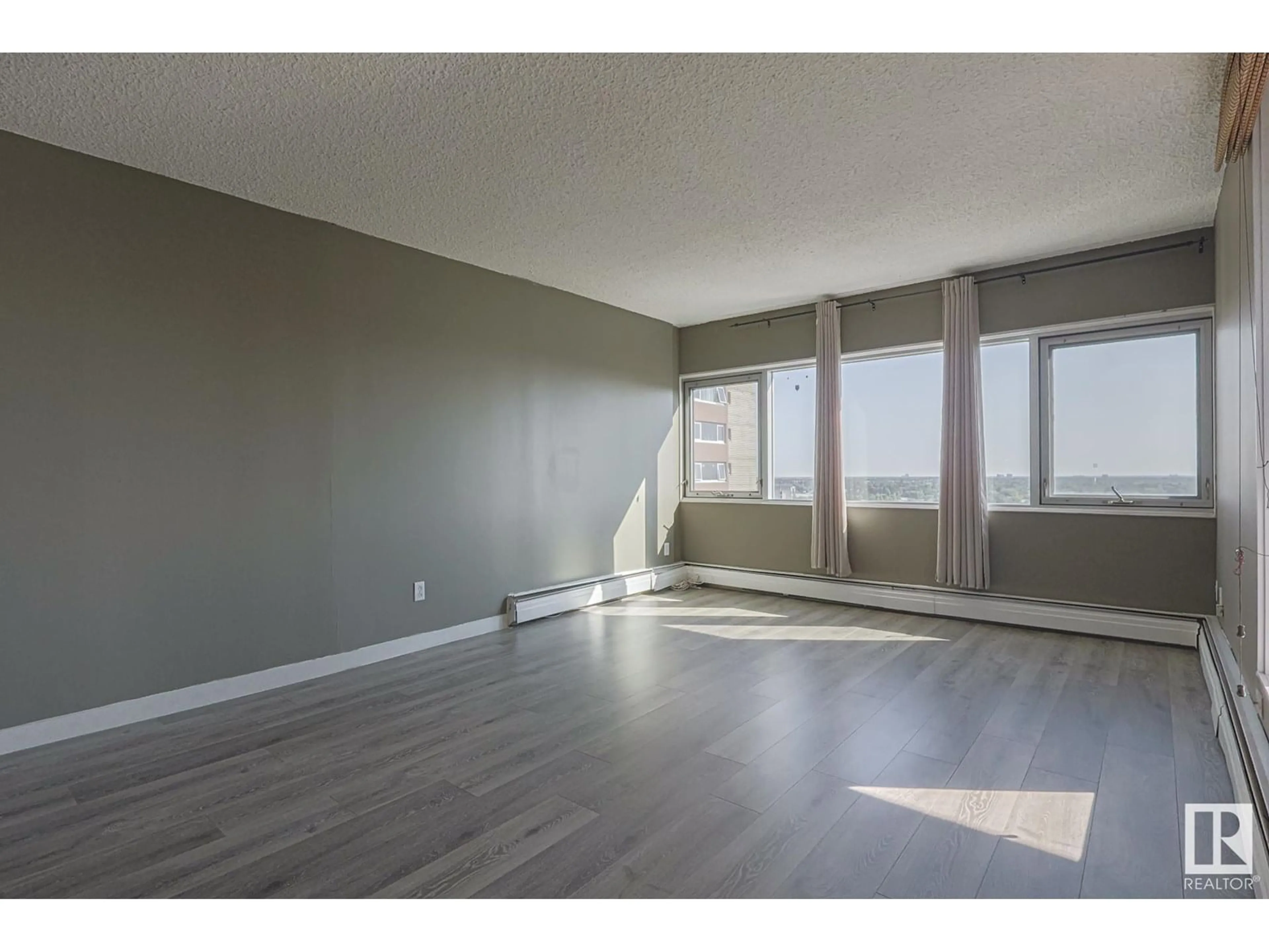A pic of a room for 8735 - 121 165 ST, Edmonton Alberta T5R2R6