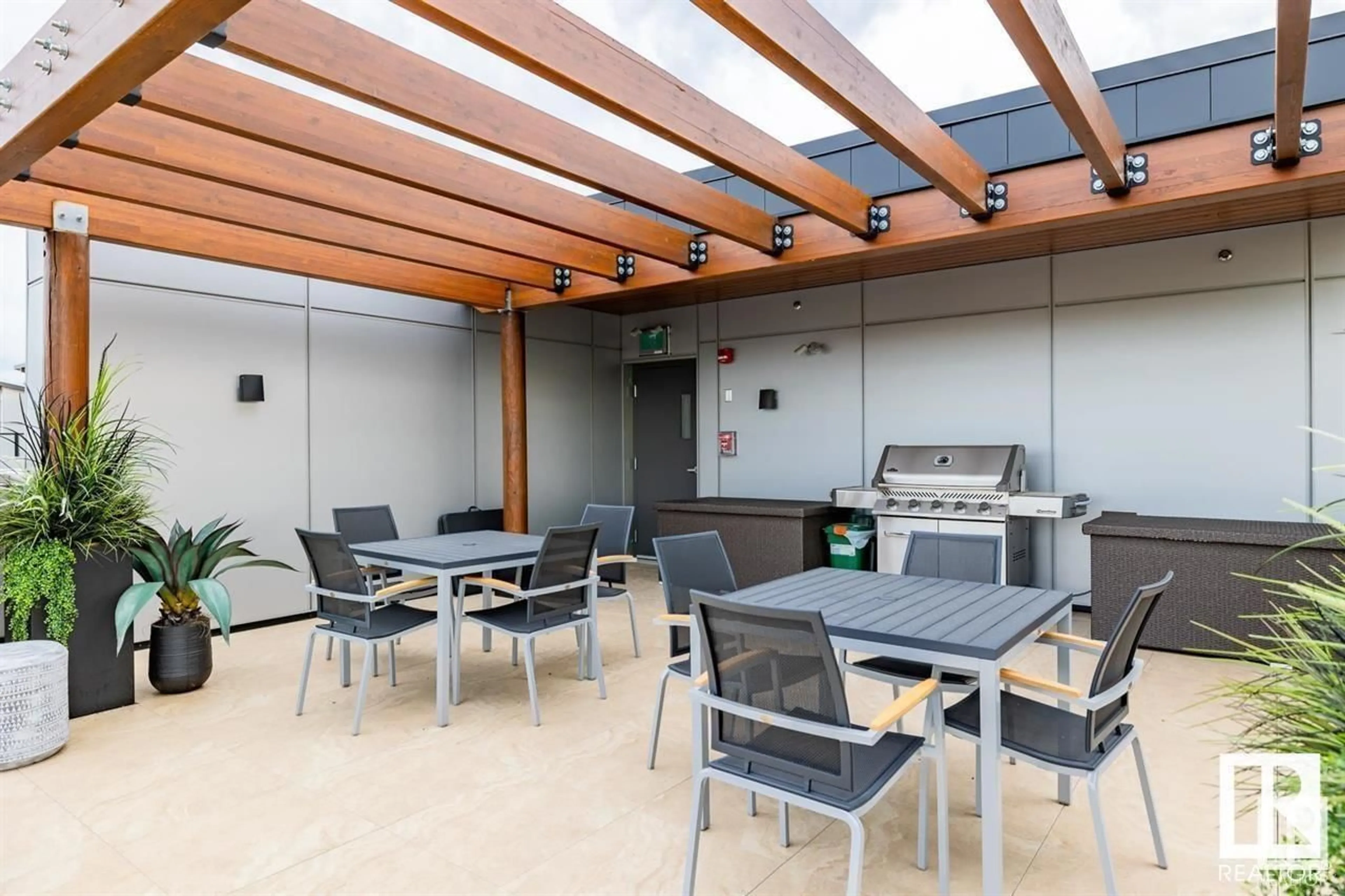 Patio, street for 231 FESTIVAL WY, Sherwood Park Alberta T8A4Z1