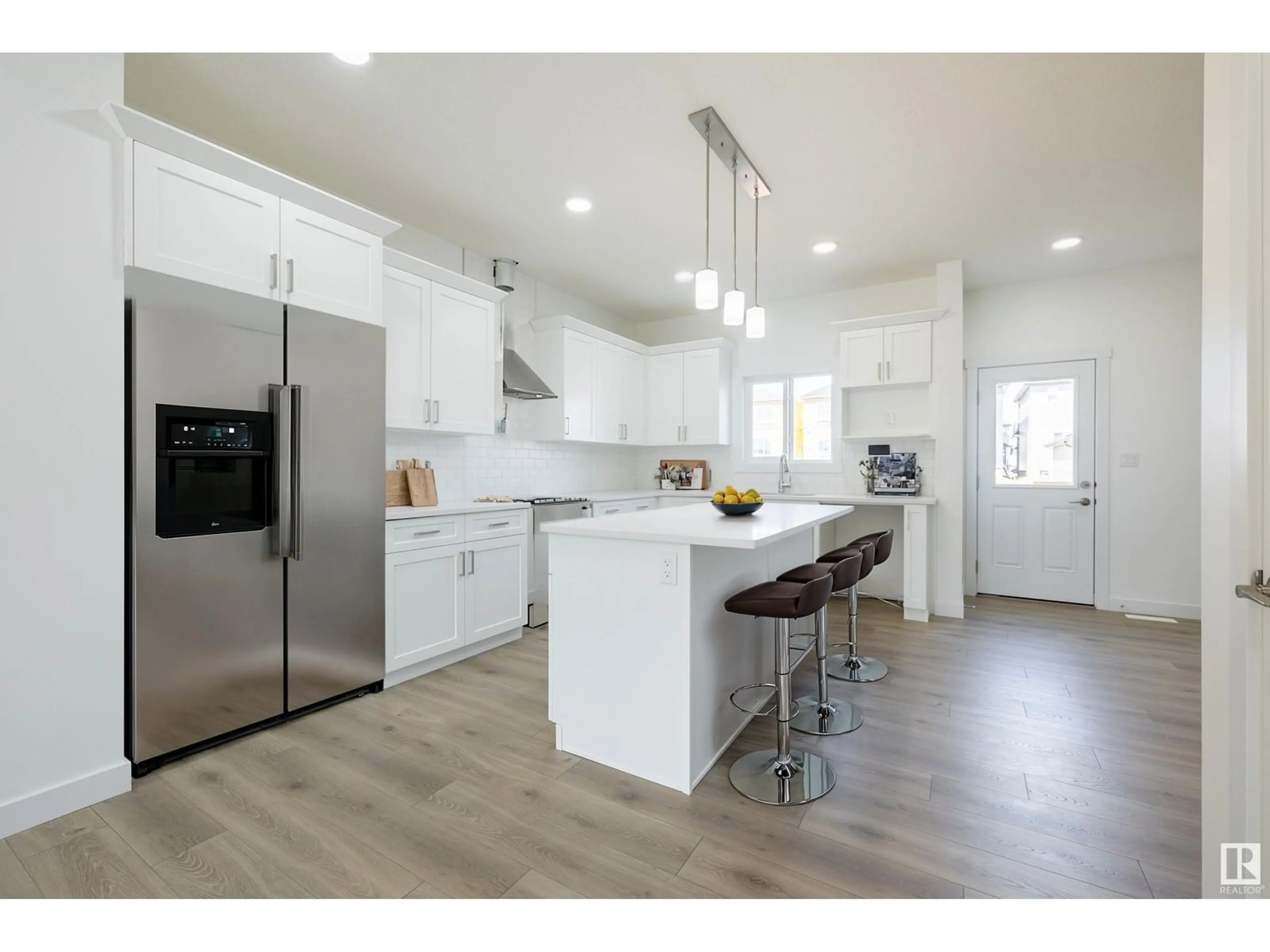 Open concept kitchen, unknown for 75 COVELL CM, Spruce Grove Alberta T7X0Y7