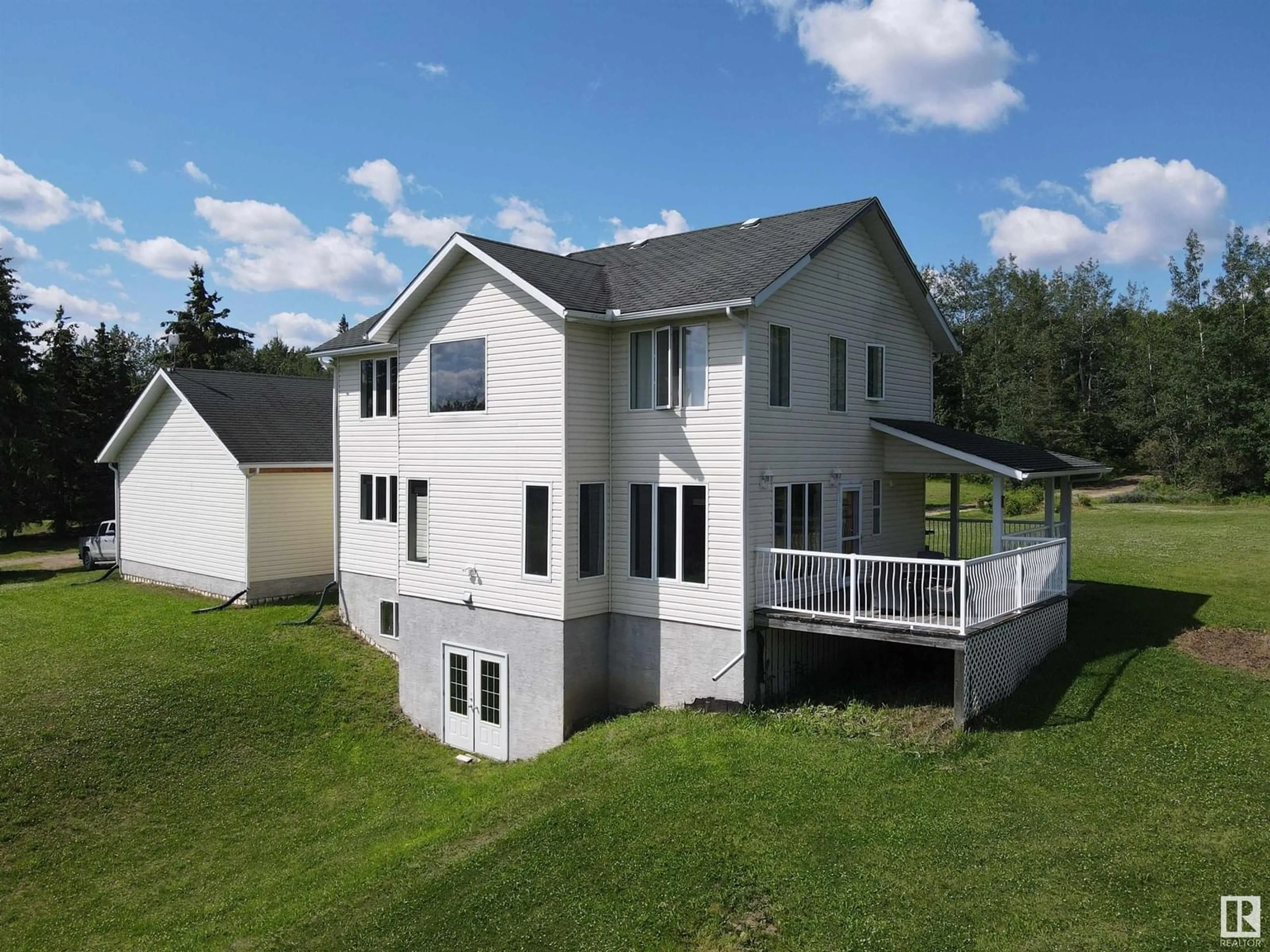 A pic from outside/outdoor area/front of a property/back of a property/a pic from drone, unknown for 49531 RANGE ROAD 55, Rural Brazeau County Alberta T0C2H0