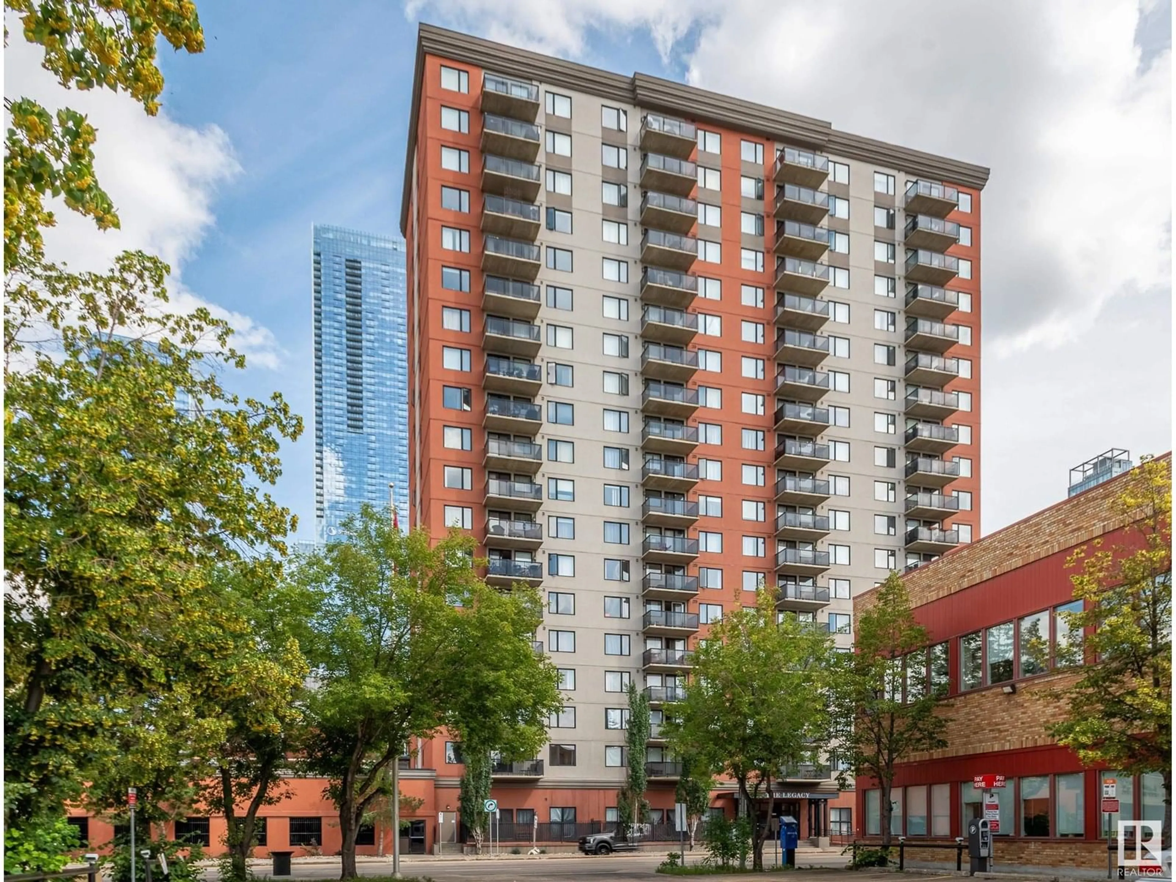 Unknown for 1601 105 ST NW, Edmonton Alberta T5J5G3