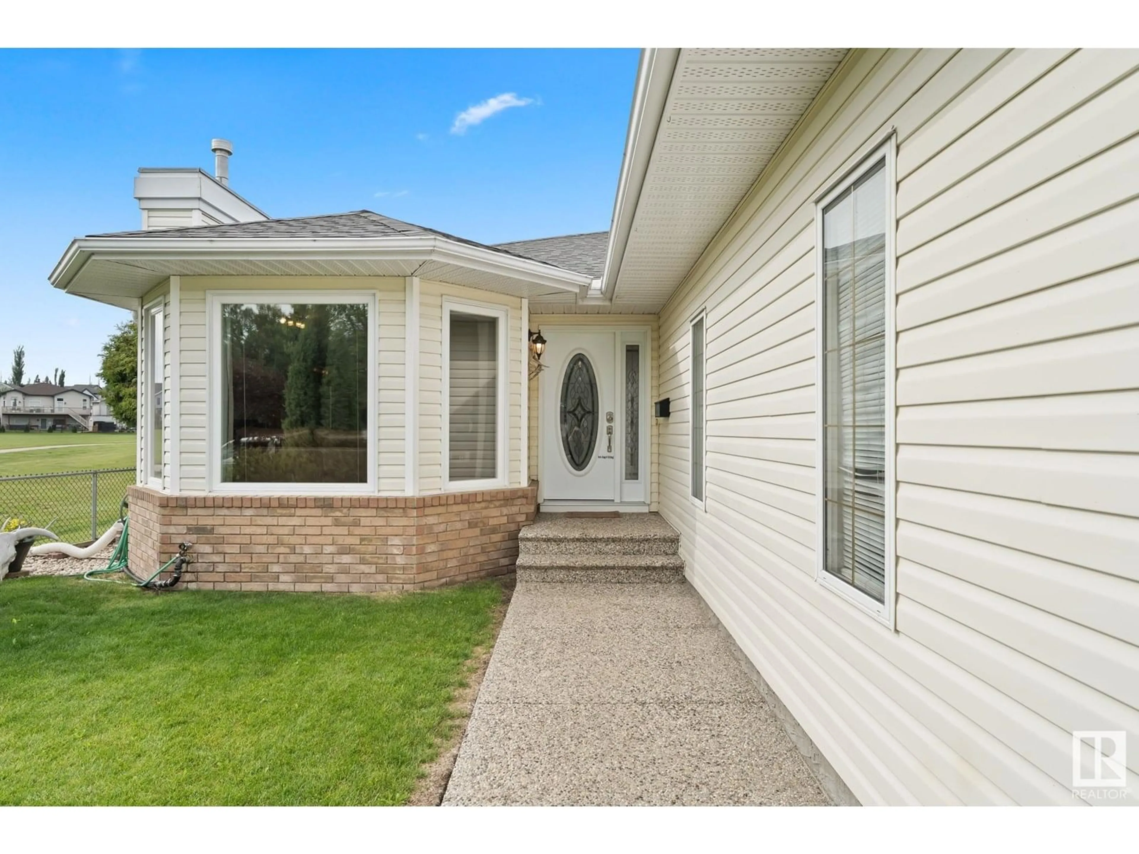Unknown for 75 COLONIALE WY, Beaumont Alberta T4X1M3