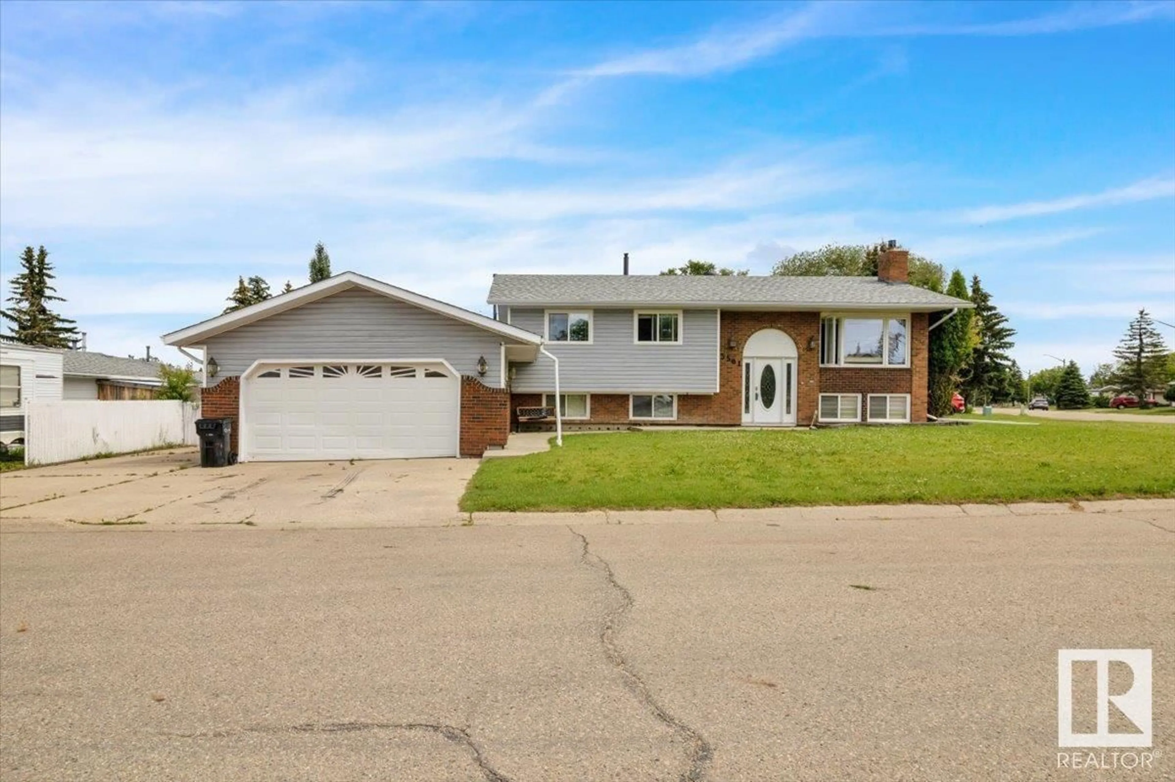 Unknown for 5501 49A STREET, Drayton Valley Alberta T7A1A3