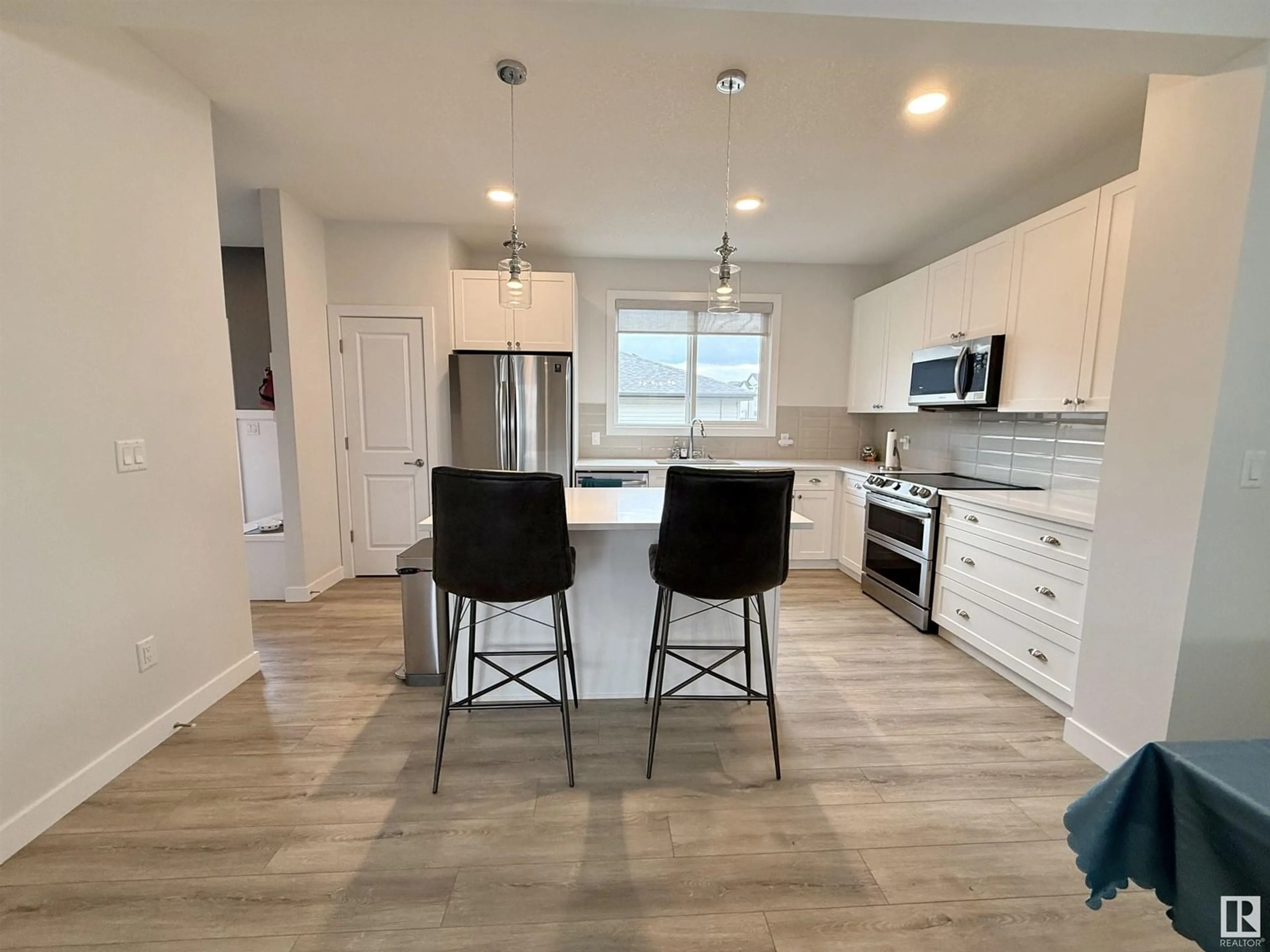 Open concept kitchen, unknown for 29 HARRISON GATE, Spruce Grove Alberta T7X0X2