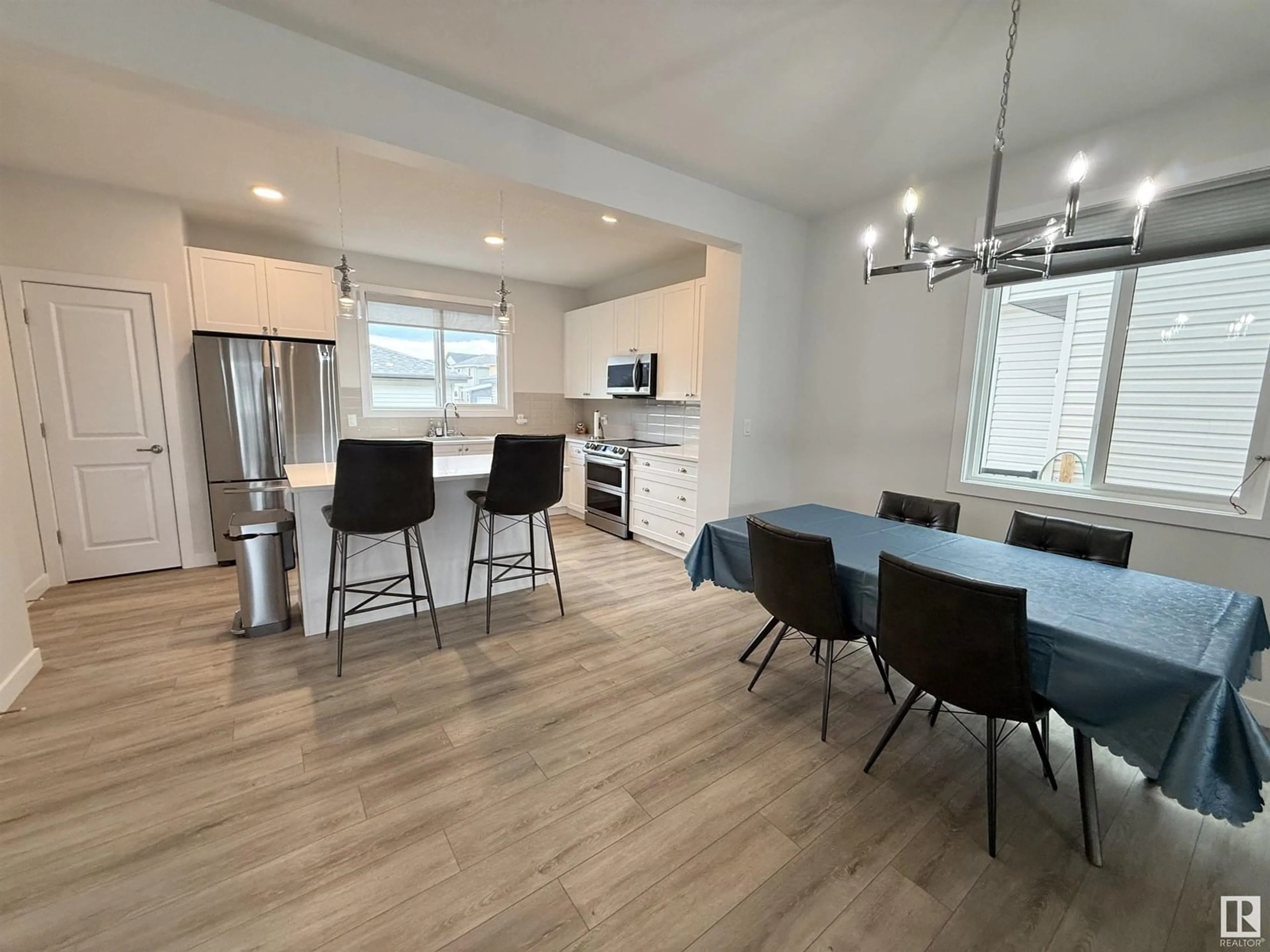 Open concept kitchen, unknown for 29 HARRISON GATE, Spruce Grove Alberta T7X0X2