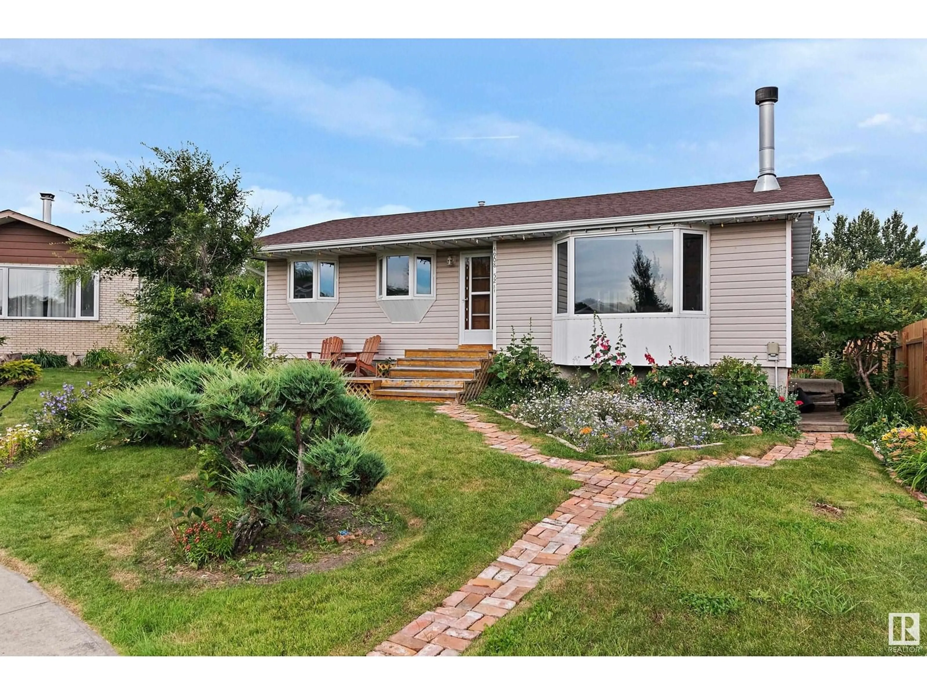 Unknown for 4908 52 ST, Bruderheim Alberta T0B0S0