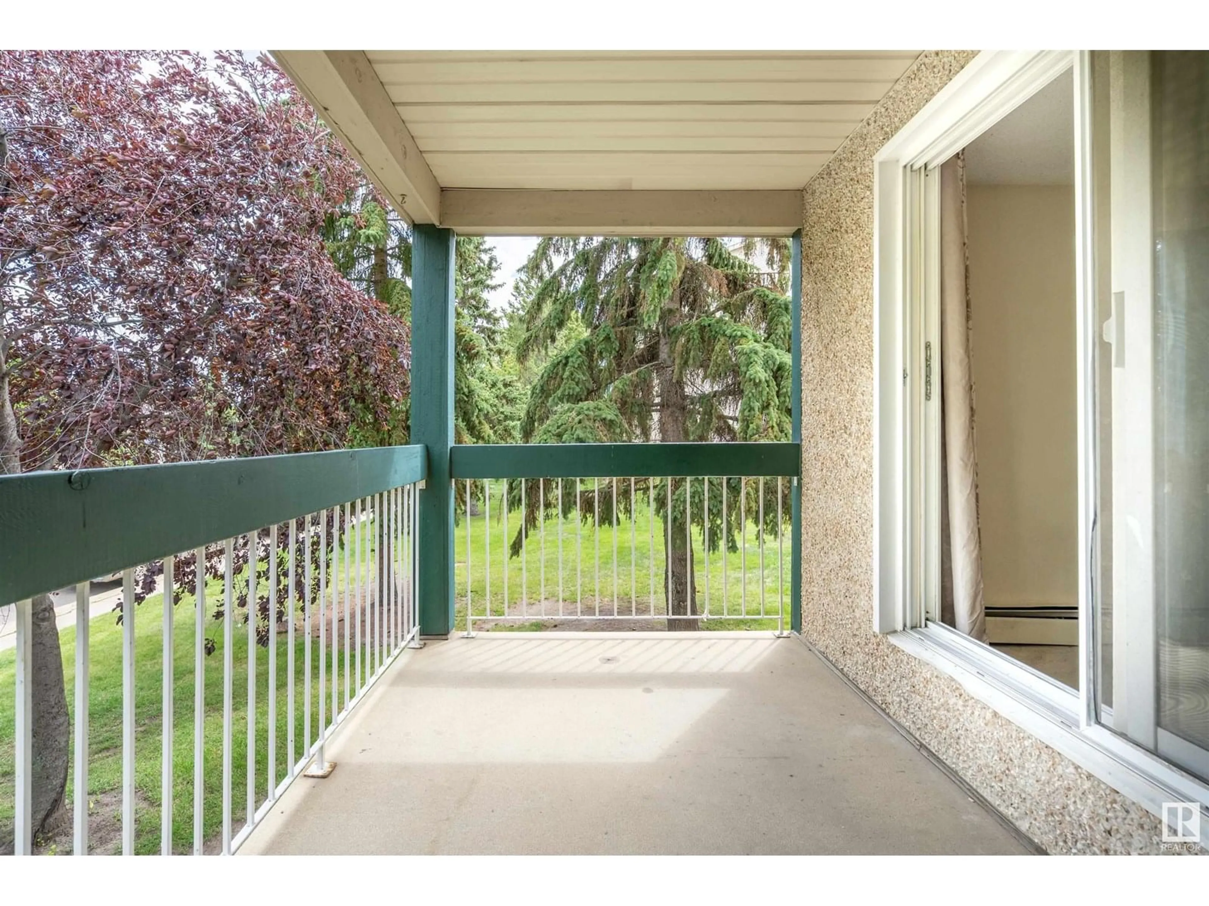 Patio, unknown for 203 - 1628 48 ST, Edmonton Alberta T6L5P2