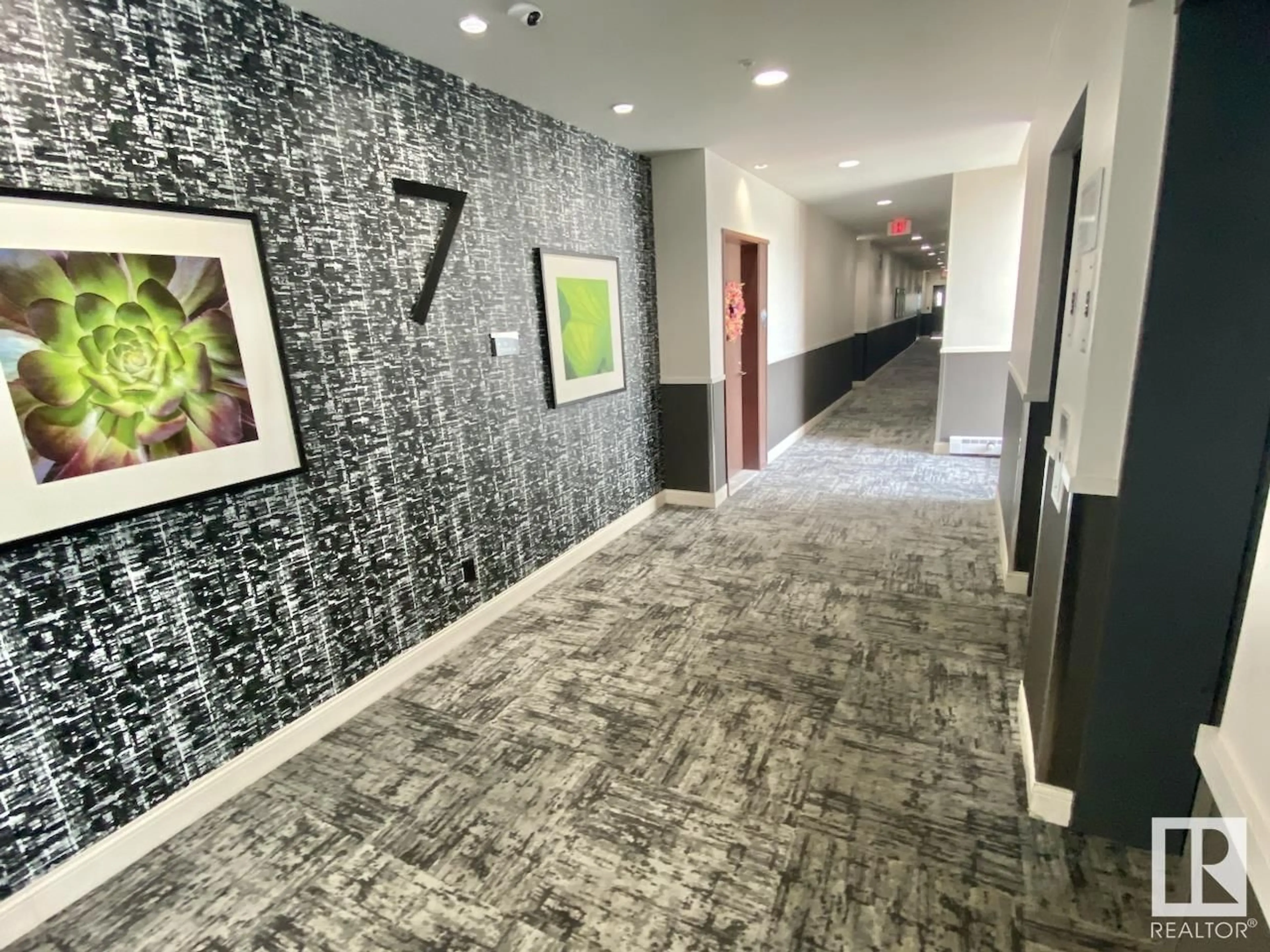 Indoor foyer for 706 - 2510 109 ST NW, Edmonton Alberta T6J2X1
