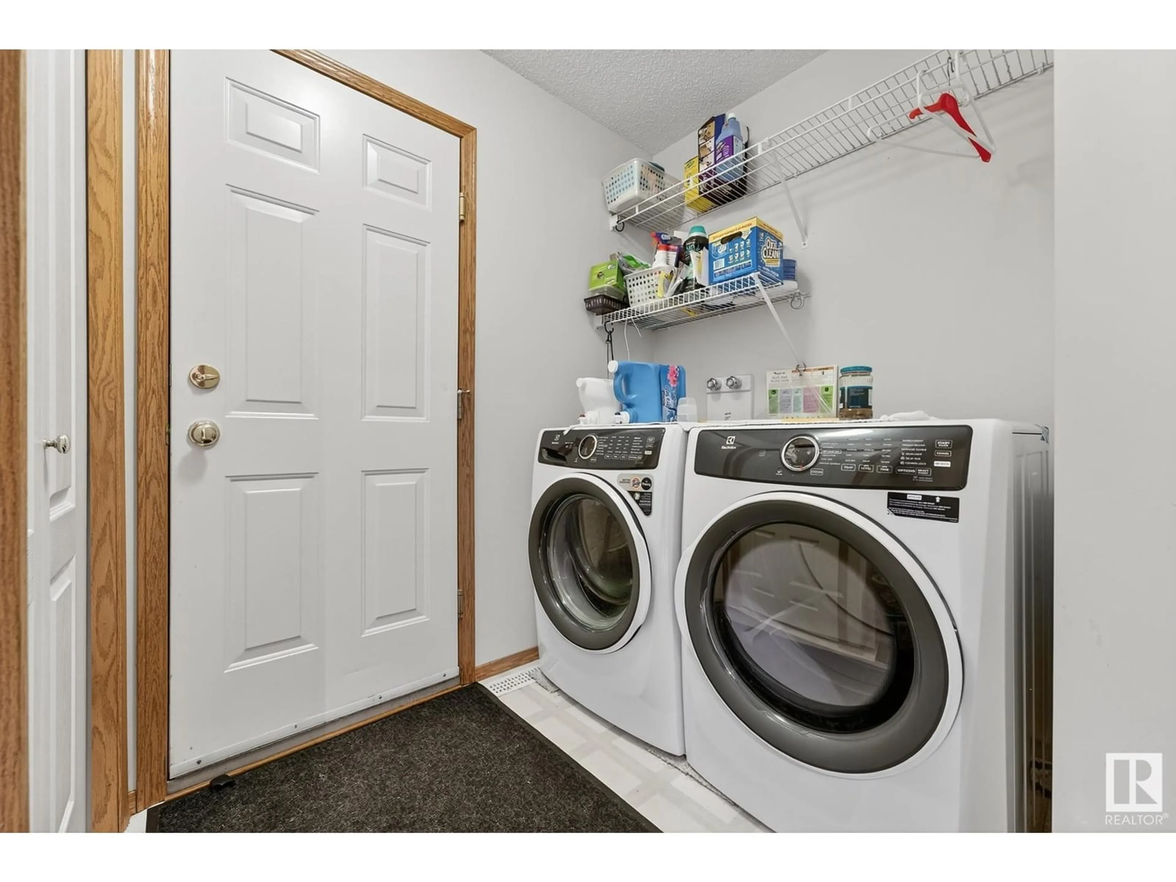 Laundry room for 429 KLARVATTEN LAKE WD, Edmonton Alberta T5Z3B9
