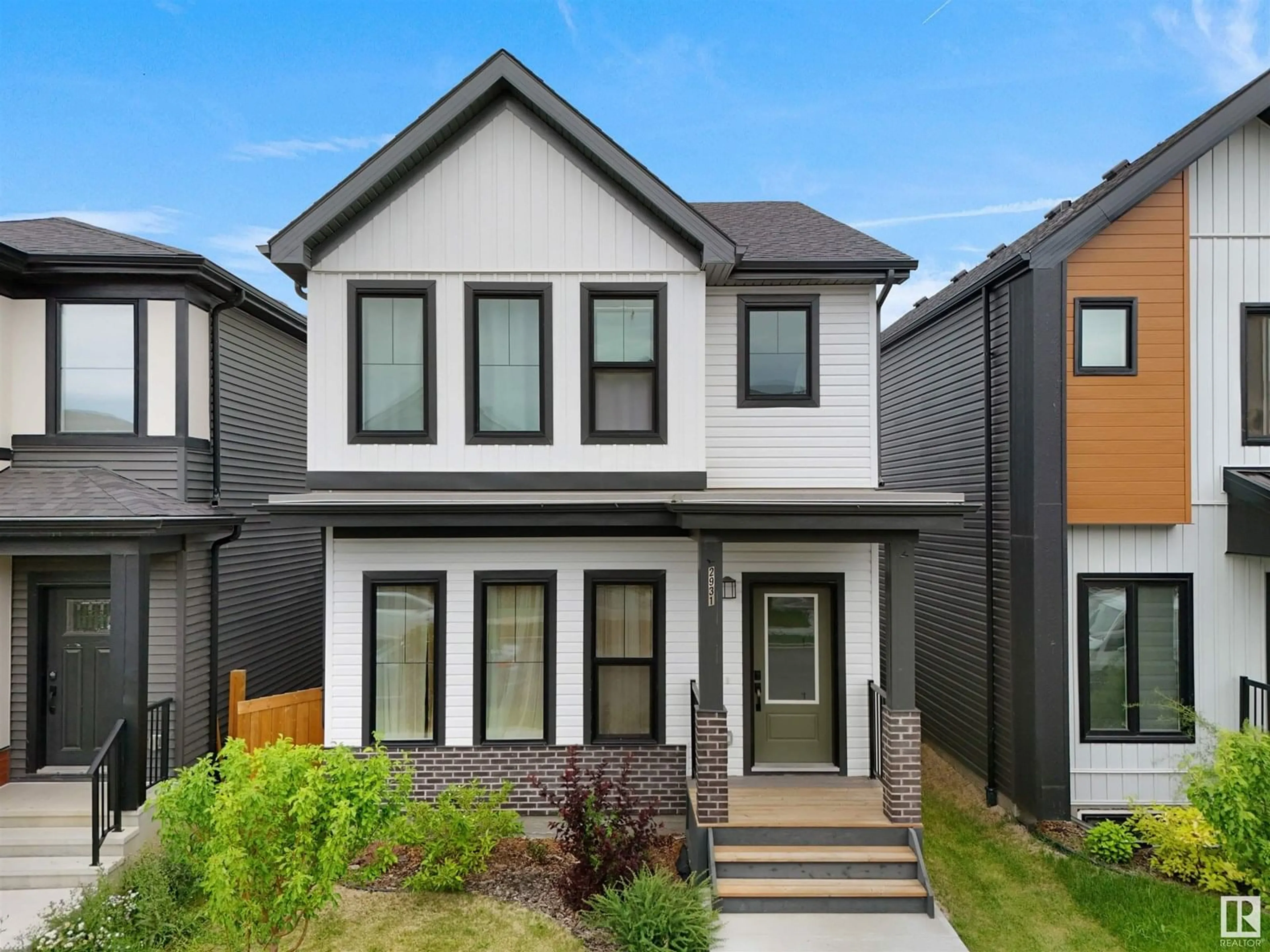 Home with vinyl exterior material, street for GR SW - 2931 COUGHLAN GREEN, Edmonton Alberta T6W3X6