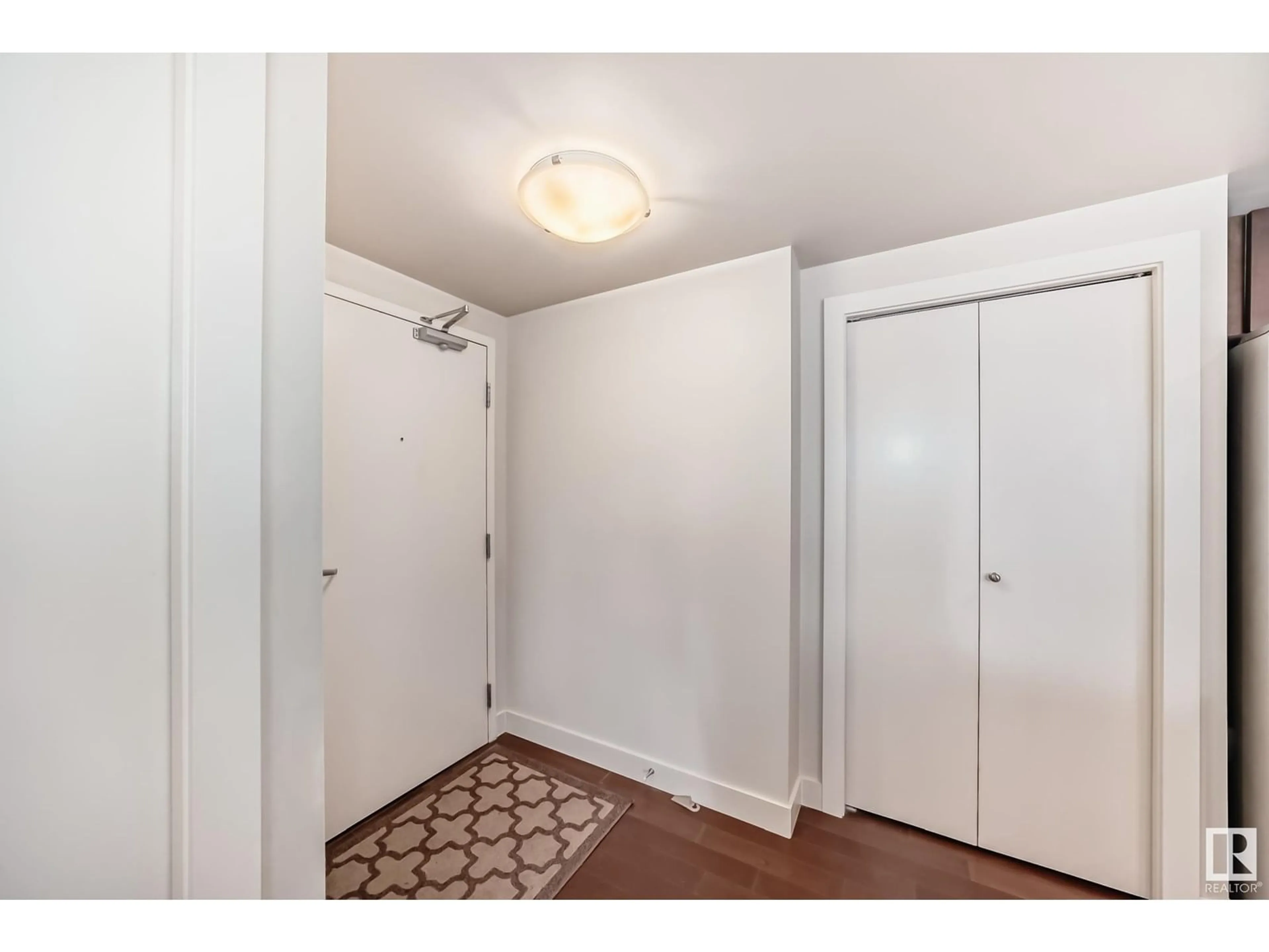Unknown for #203 - 10046 117 ST, Edmonton Alberta T5K1X2