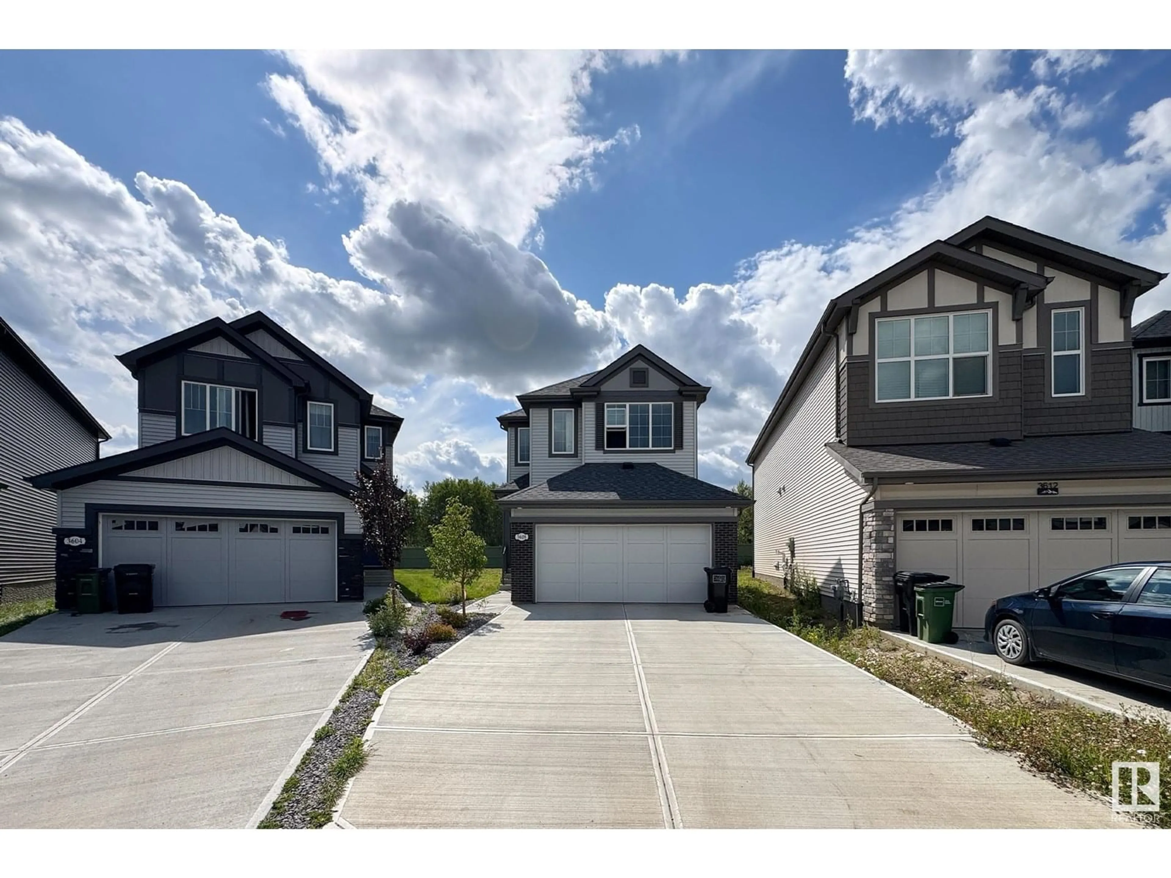 A pic from outside/outdoor area/front of a property/back of a property/a pic from drone, street for NW - 3608 214 ST, Edmonton Alberta T6M1S3
