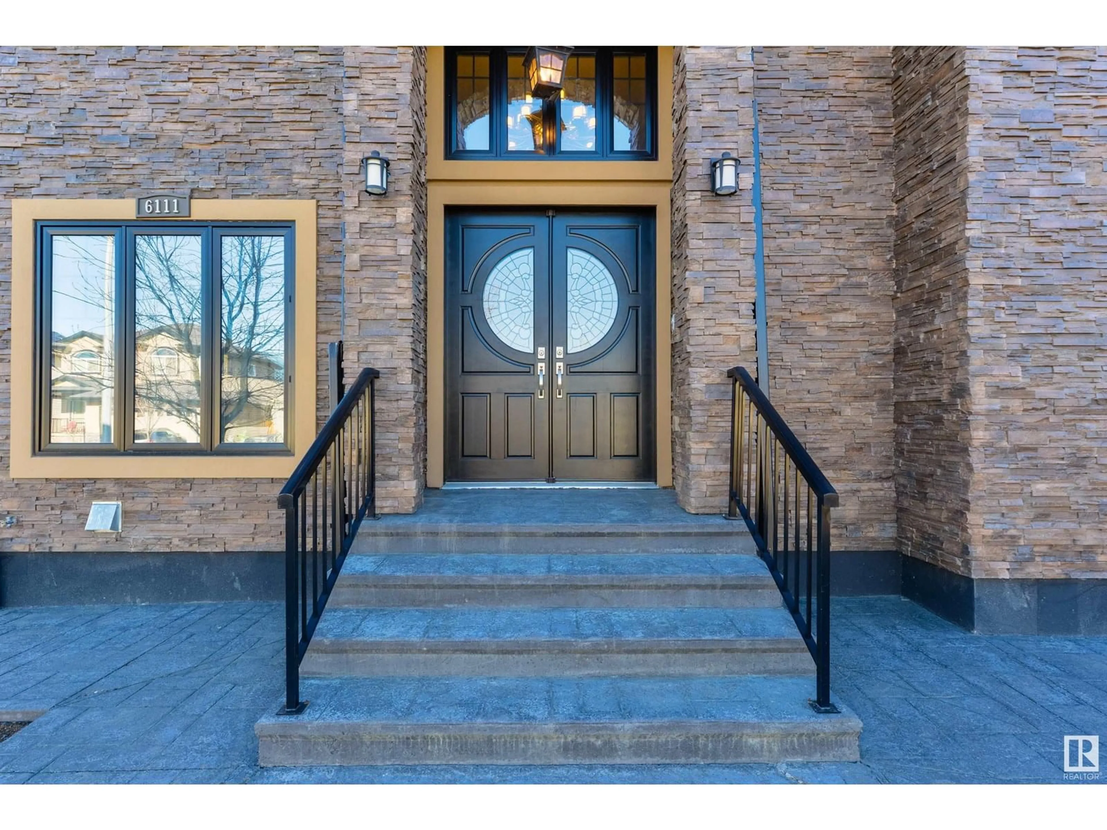 Indoor entryway for 6111 56 AV, Beaumont Alberta T4X0H3