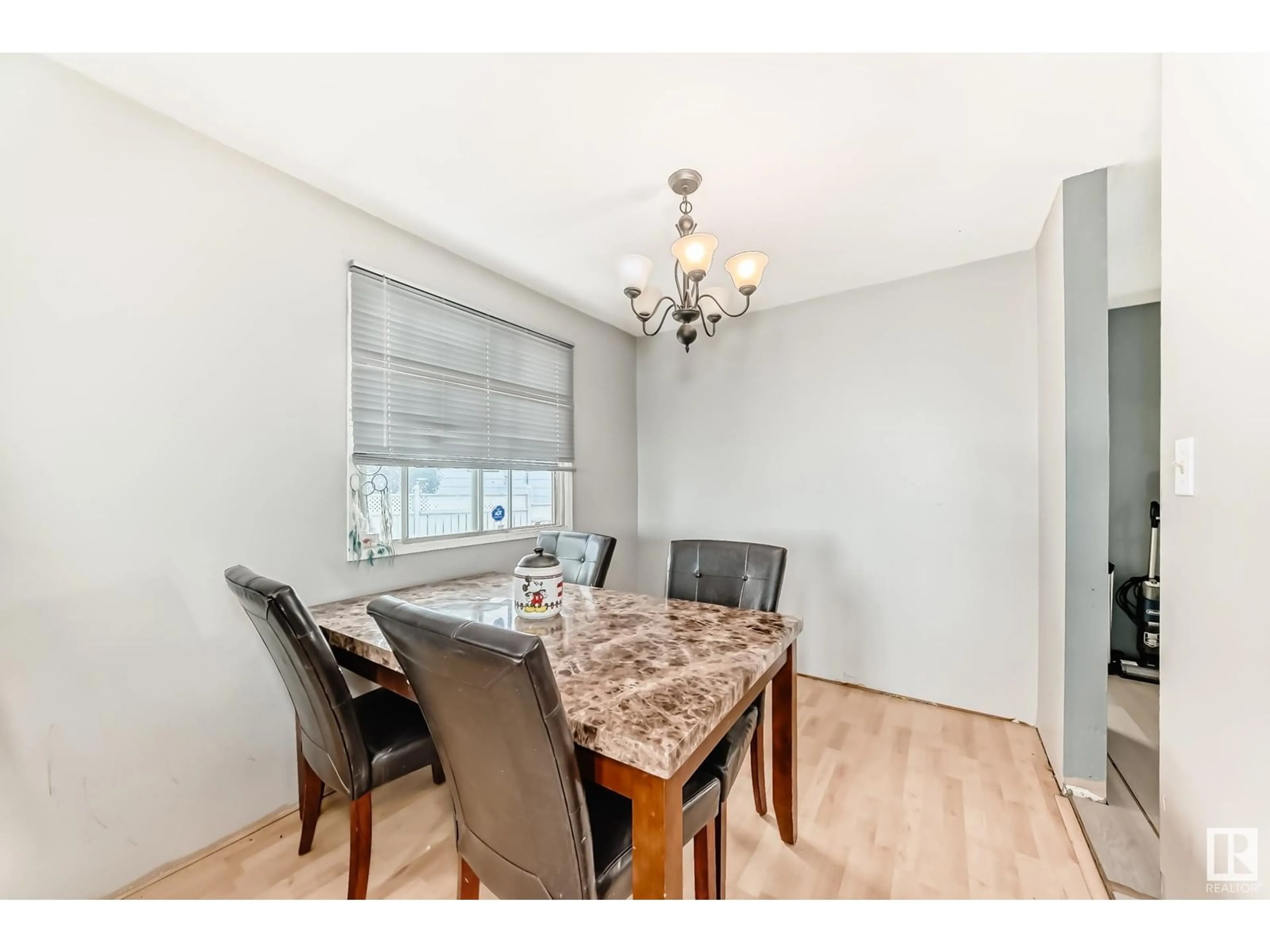 Dining room, wood/laminate floor for 5044 45 ST, Lamont Alberta T0B2R0