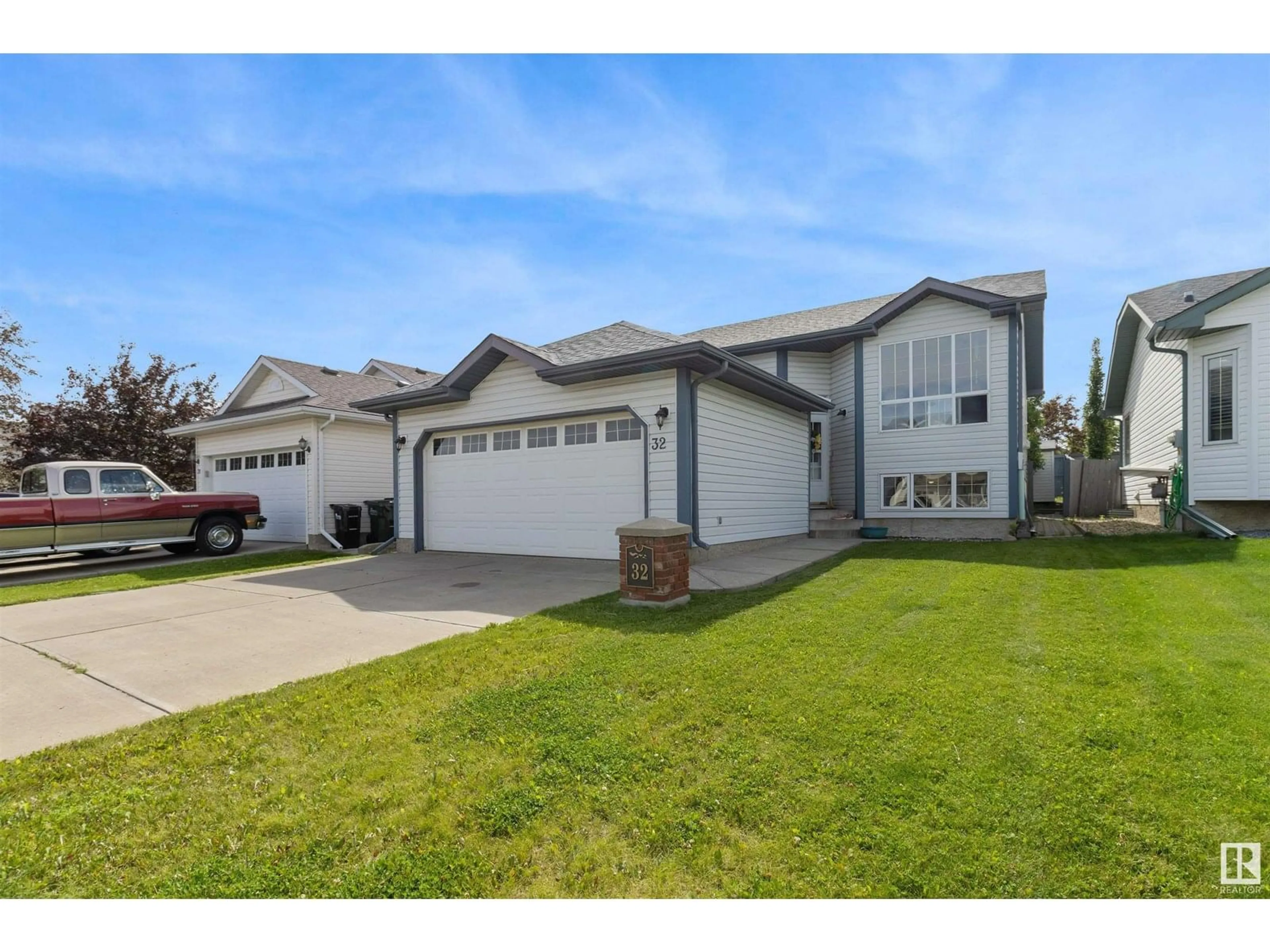 Unknown for 32 FOXHAVEN CO, Sherwood Park Alberta T8A5X1