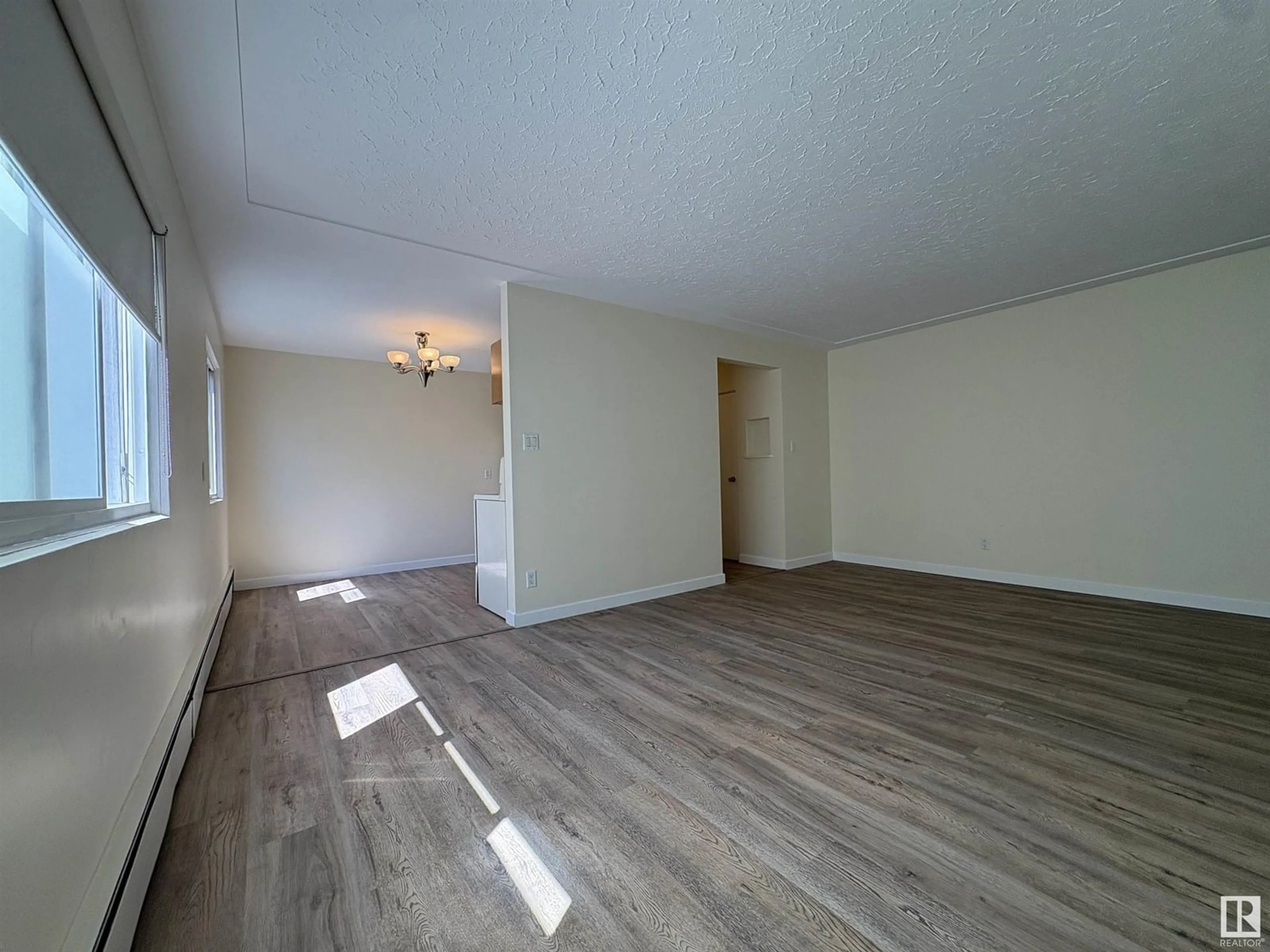 A pic of a room for #6 - 10625 107 AV, Edmonton Alberta T5H0W5