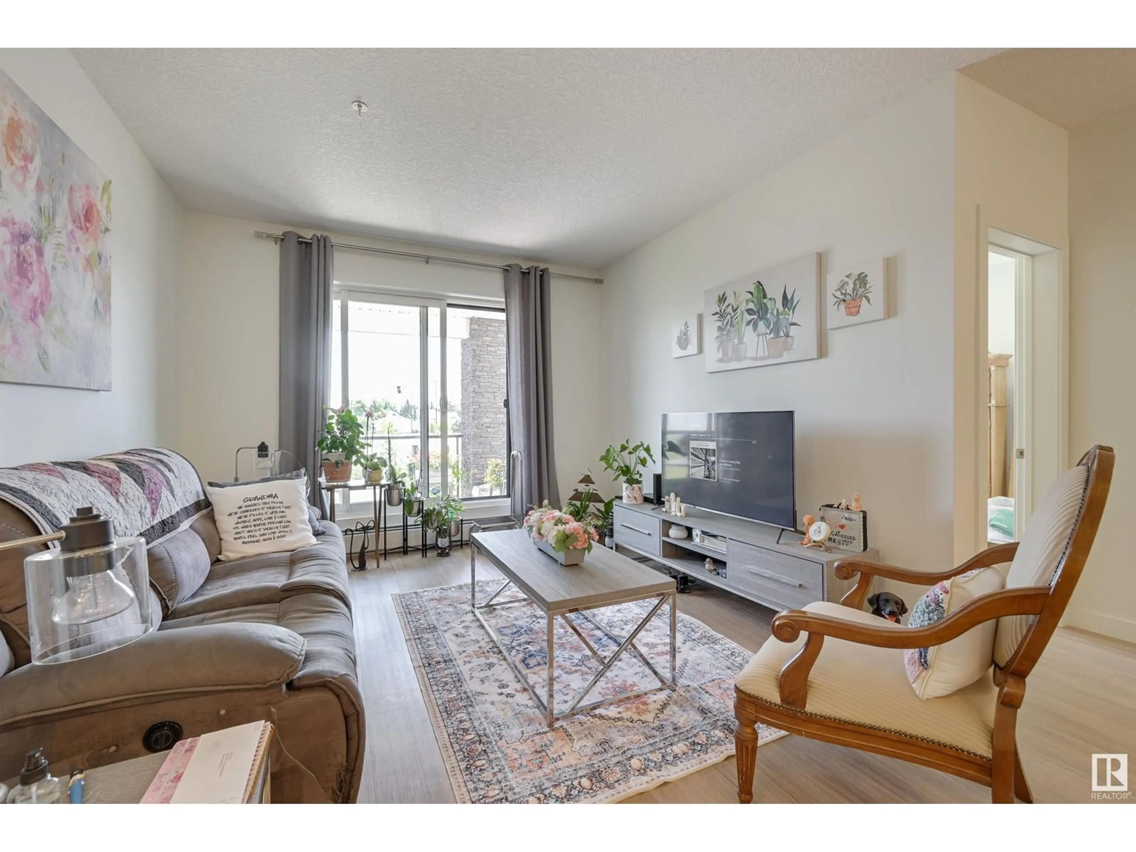 Living room with furniture, unknown for 17 - 204 COLUMBIA AV, Devon Alberta T9G1Y7