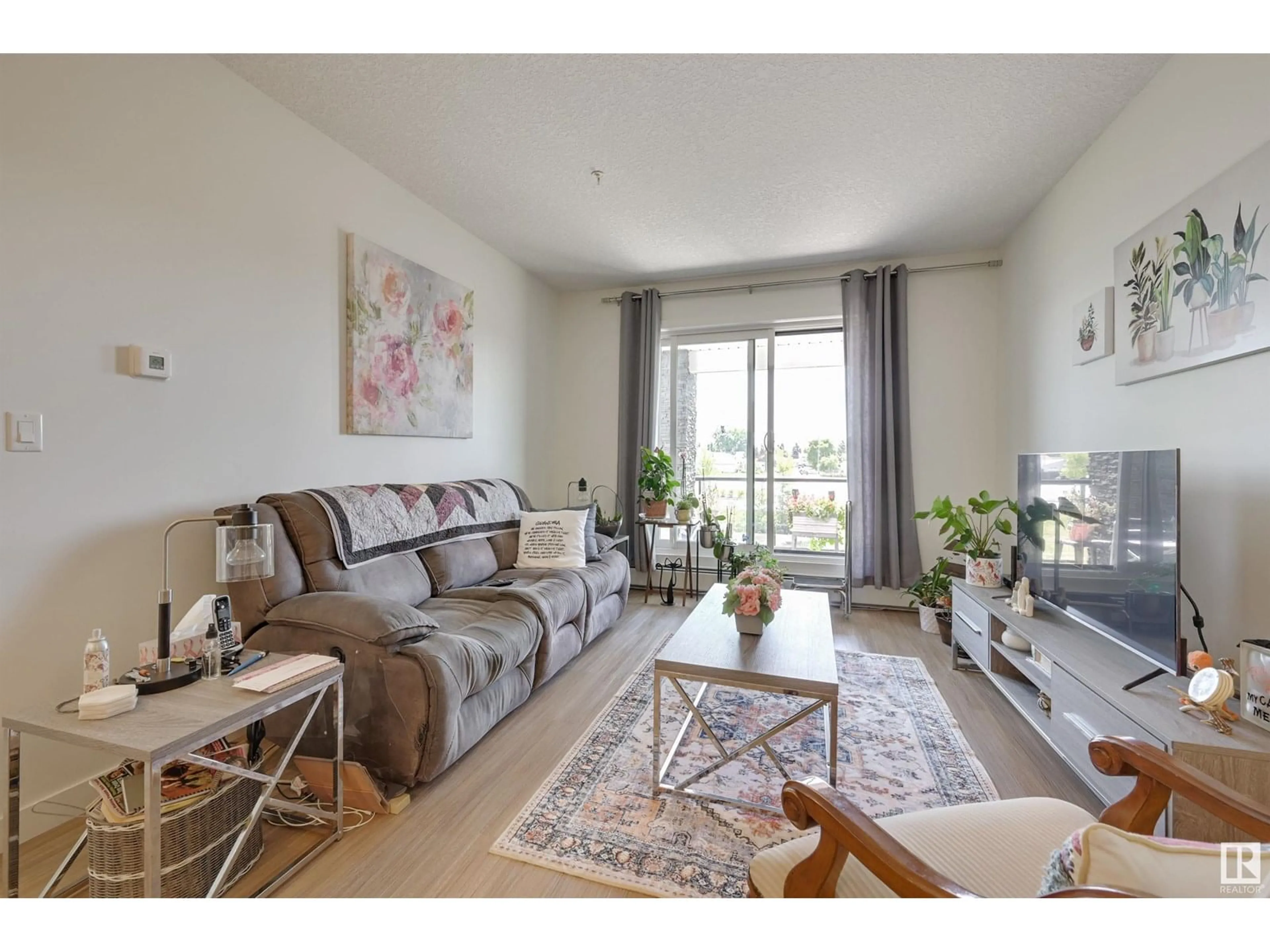 Living room with furniture, unknown for 17 - 204 COLUMBIA AV, Devon Alberta T9G1Y7