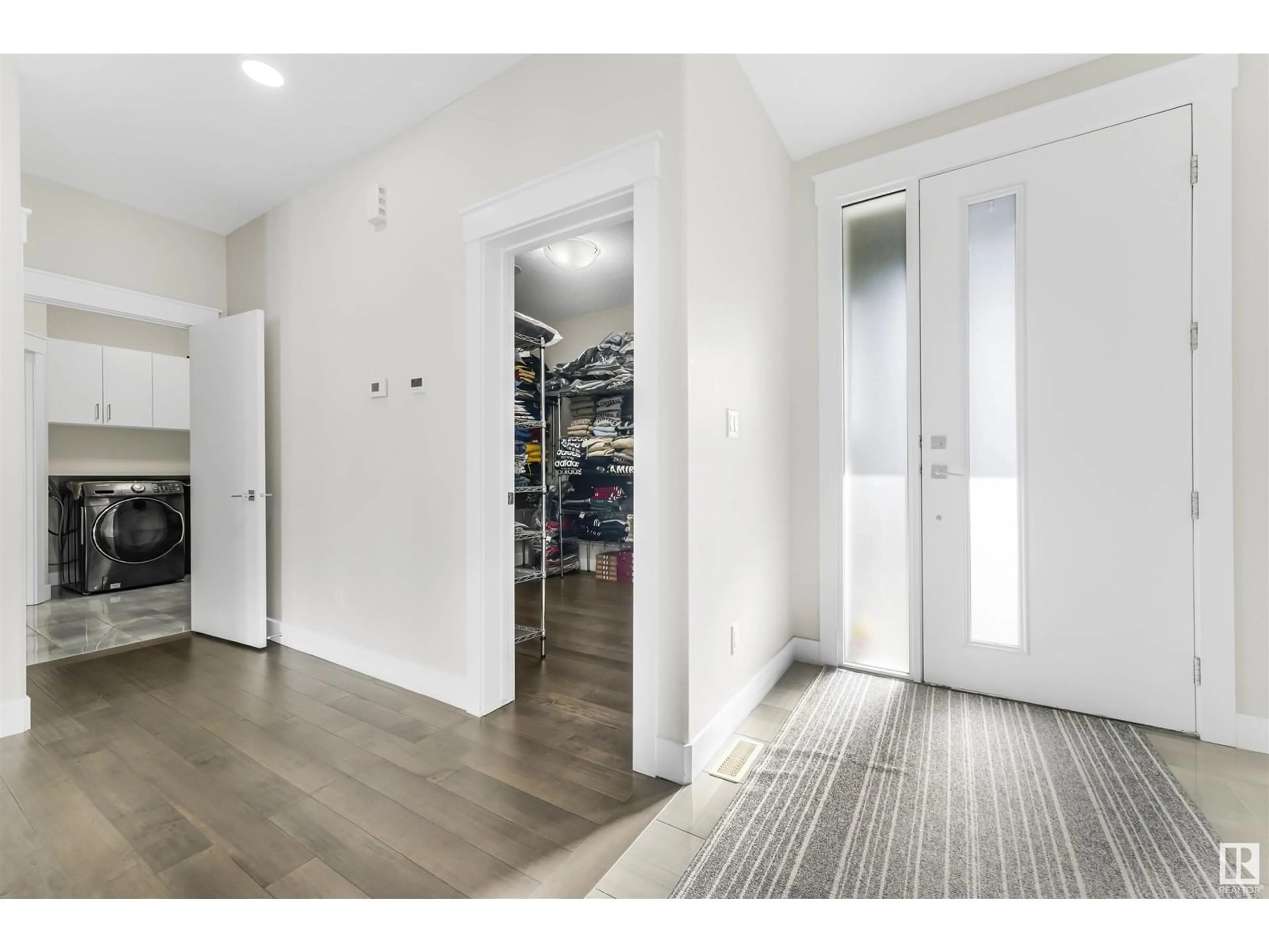 Unknown for 17024 62 ST, Edmonton Alberta T5Y3S4