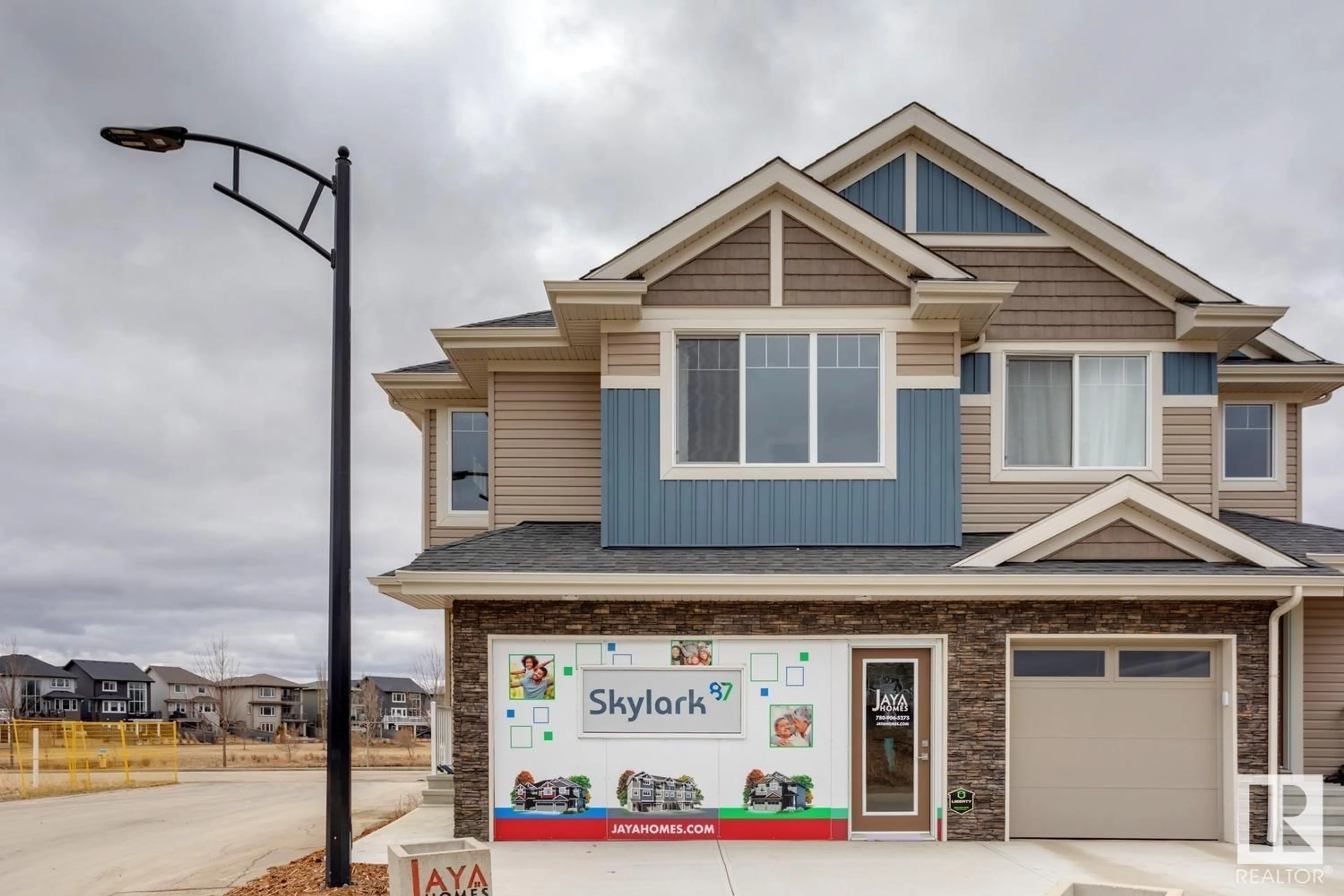 Home with vinyl exterior material, street for 53 13139 205 ST NW, Edmonton Alberta T5S0N1