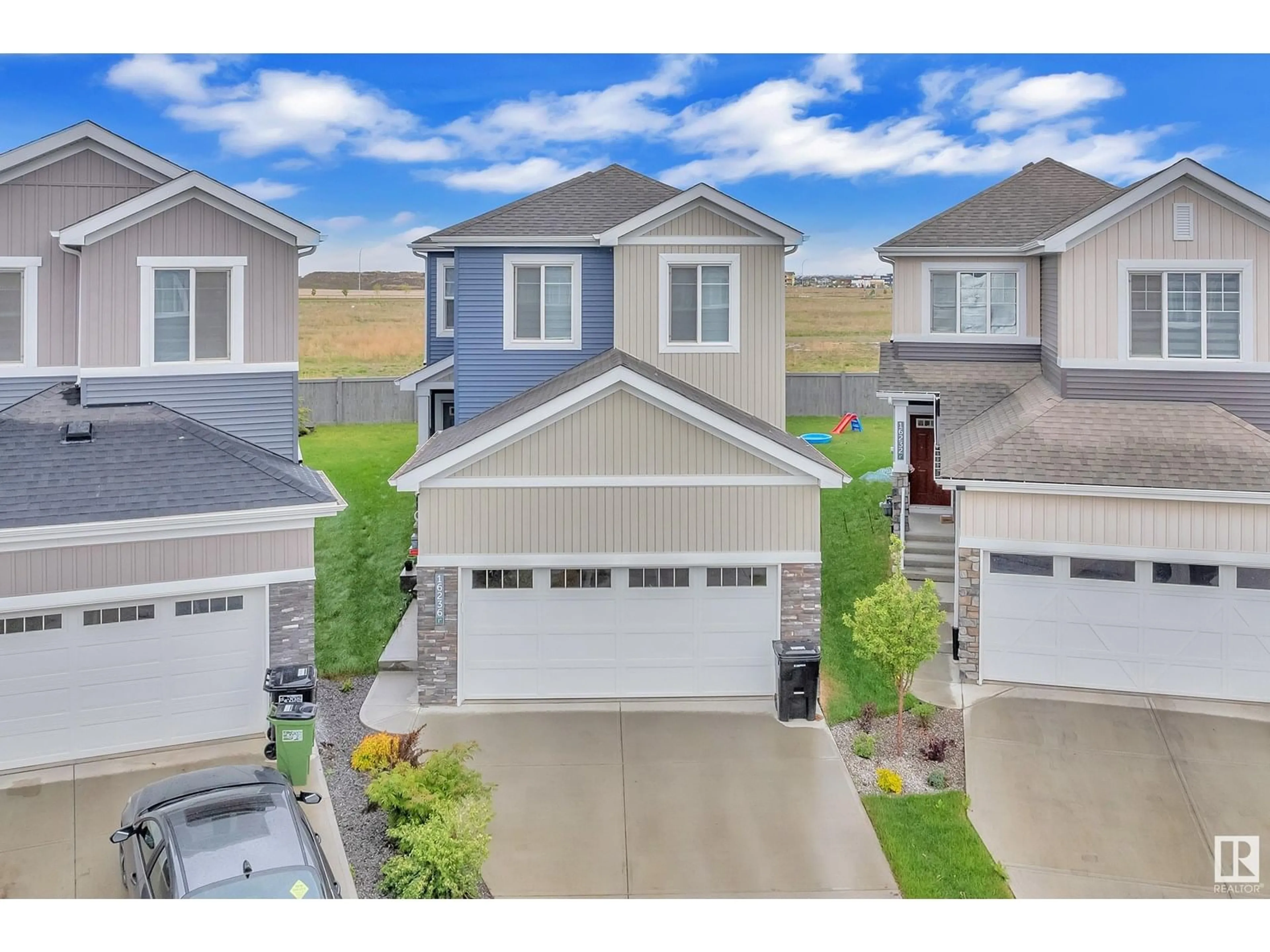A pic from outside/outdoor area/front of a property/back of a property/a pic from drone, unknown for SW - 16236 31 AV, Edmonton Alberta T6W4X2