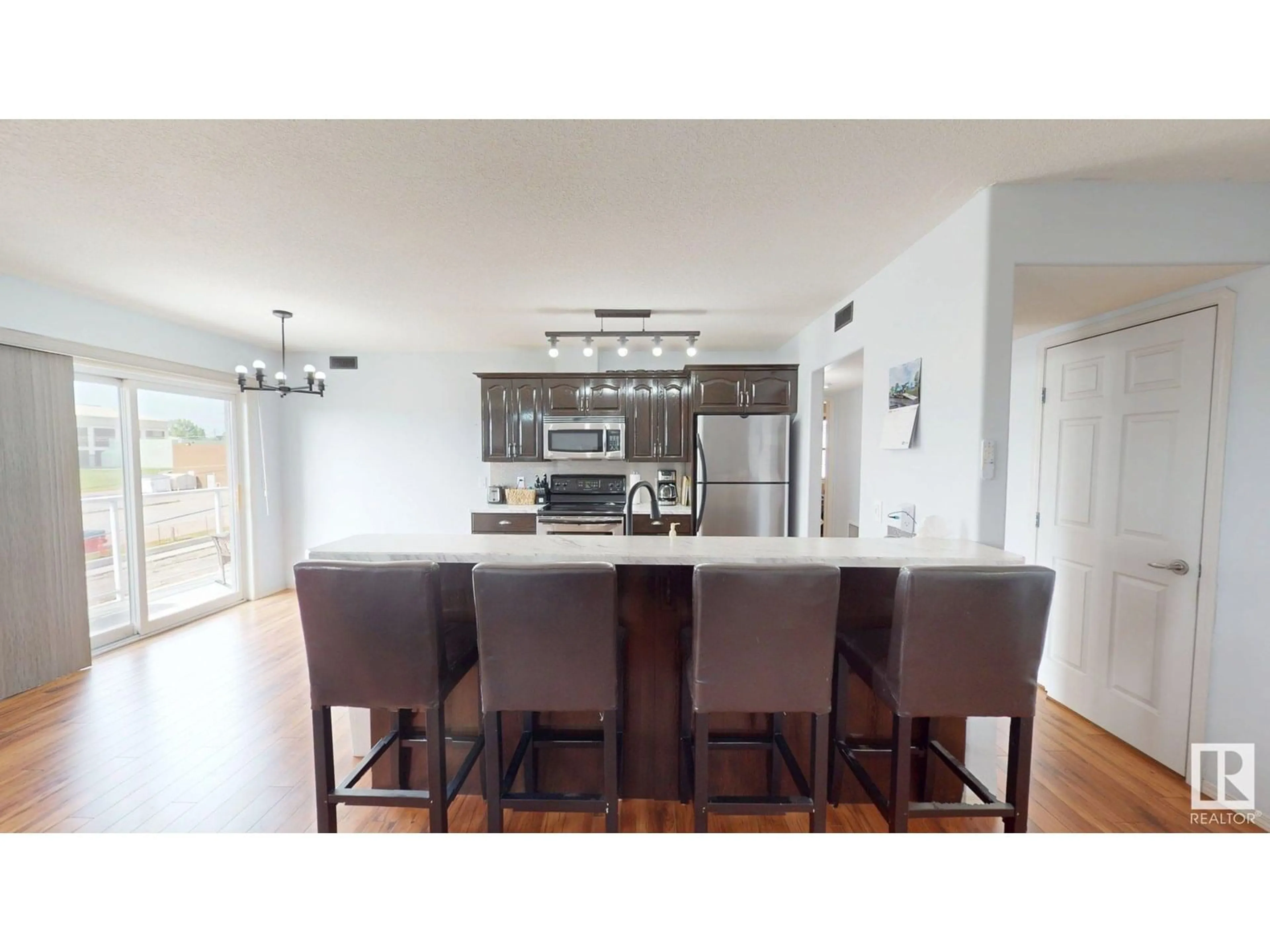 Open concept kitchen, unknown for 304 - 4102 50 AV, Drayton Valley Alberta T7A0A3