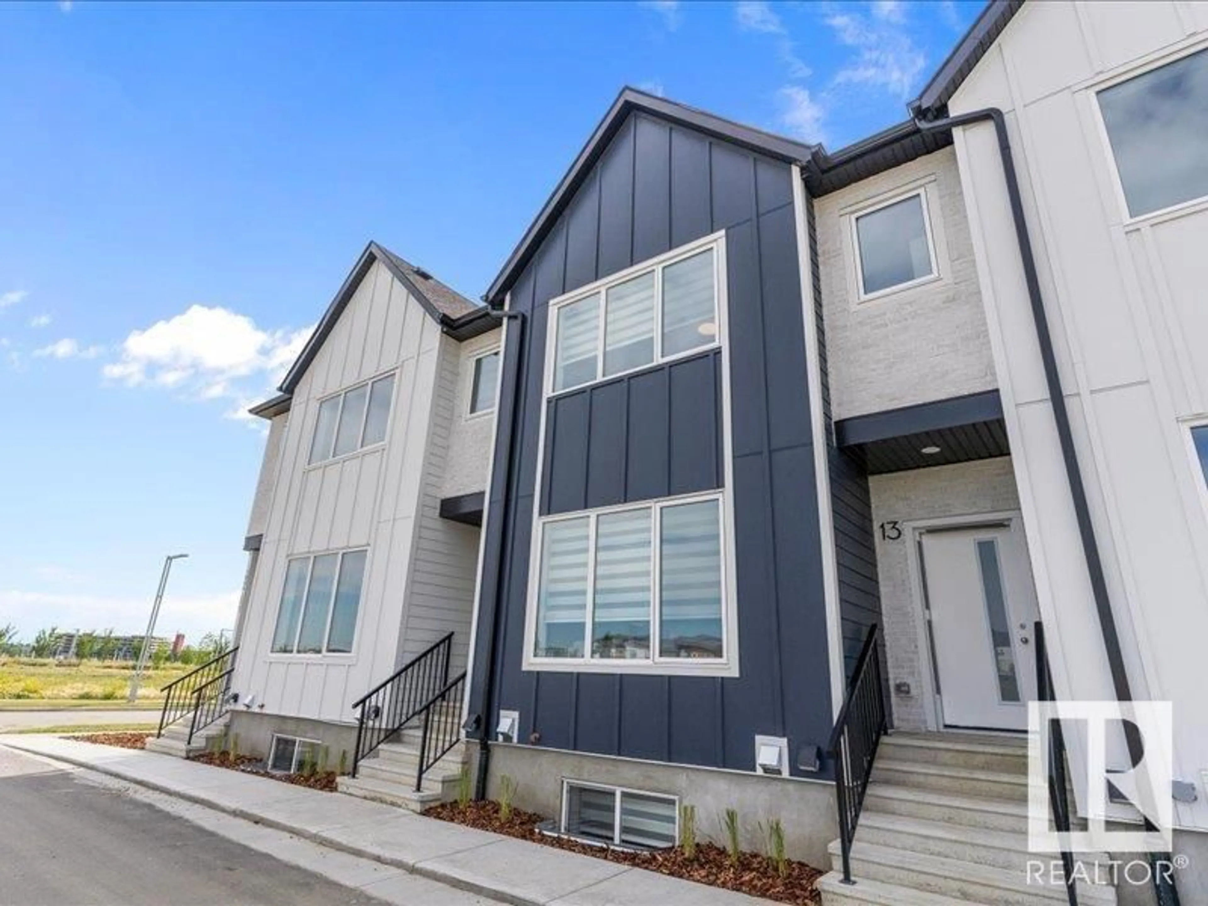 Home with vinyl exterior material, unknown for 14 - 7066 FANE RD, Edmonton Alberta T5G3A4
