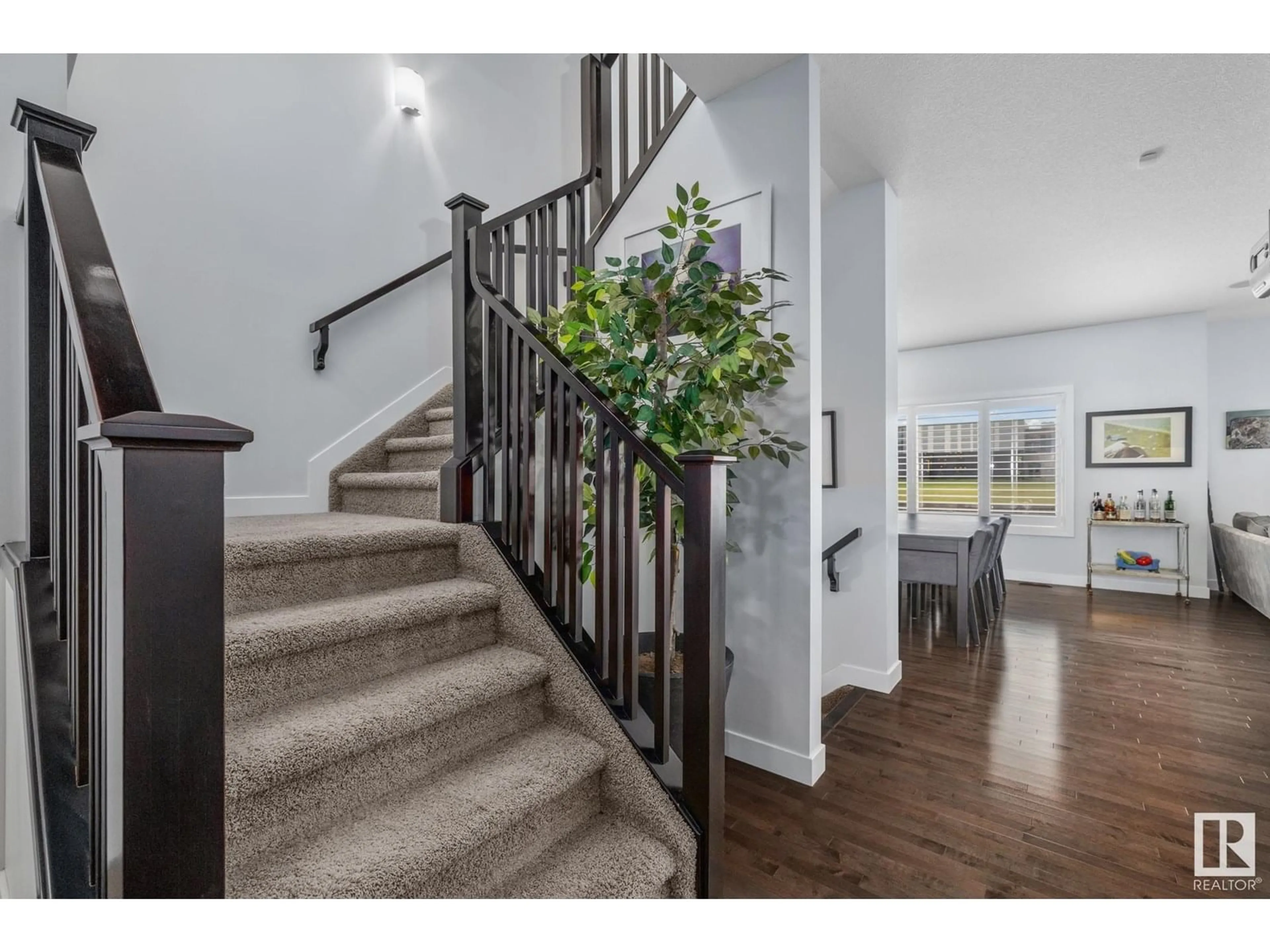 Unknown for 21937 94A AV, Edmonton Alberta T5T1N1