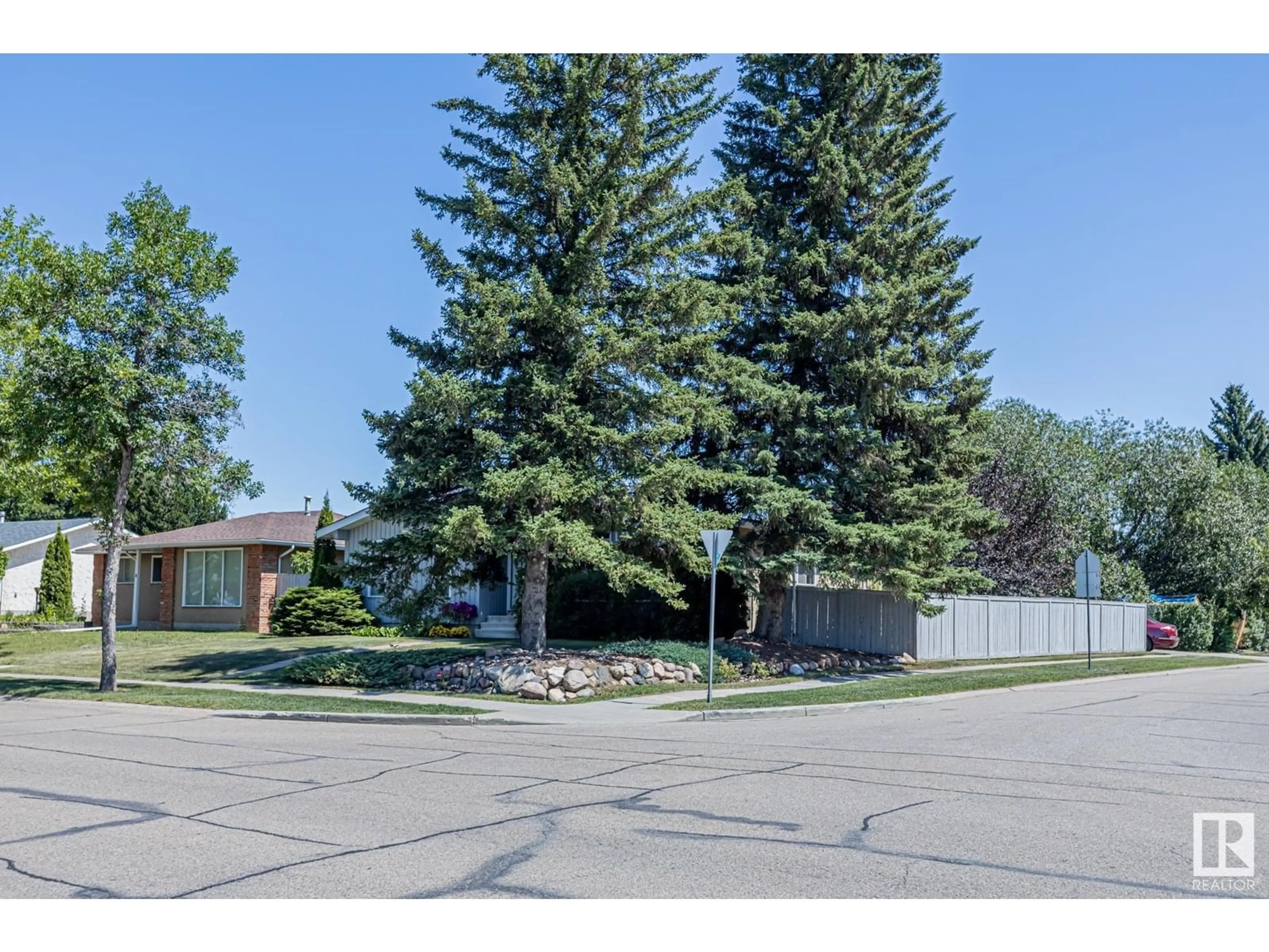 Unknown for 1 FAIRVIEW BV, St. Albert Alberta T8N1Y2