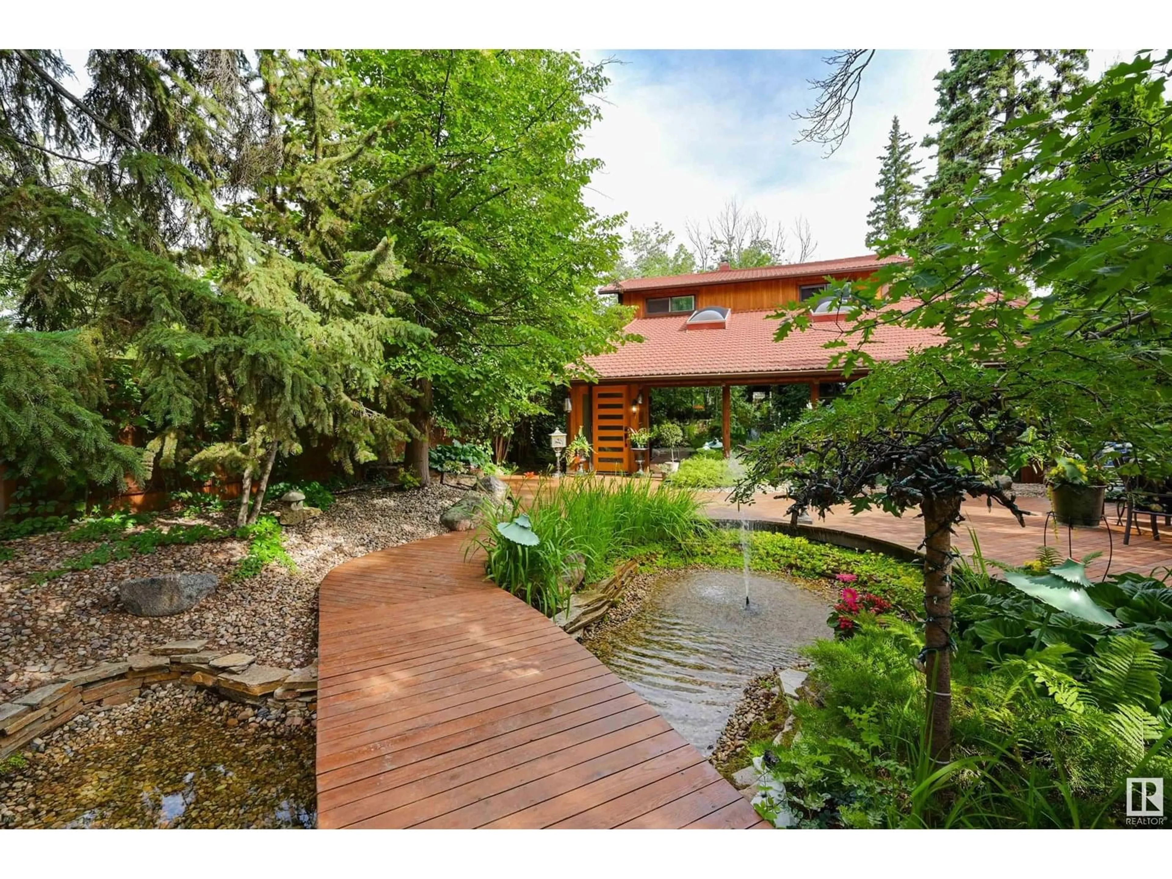 Unknown for 14228 RAVINE DR, Edmonton Alberta T5N3M2