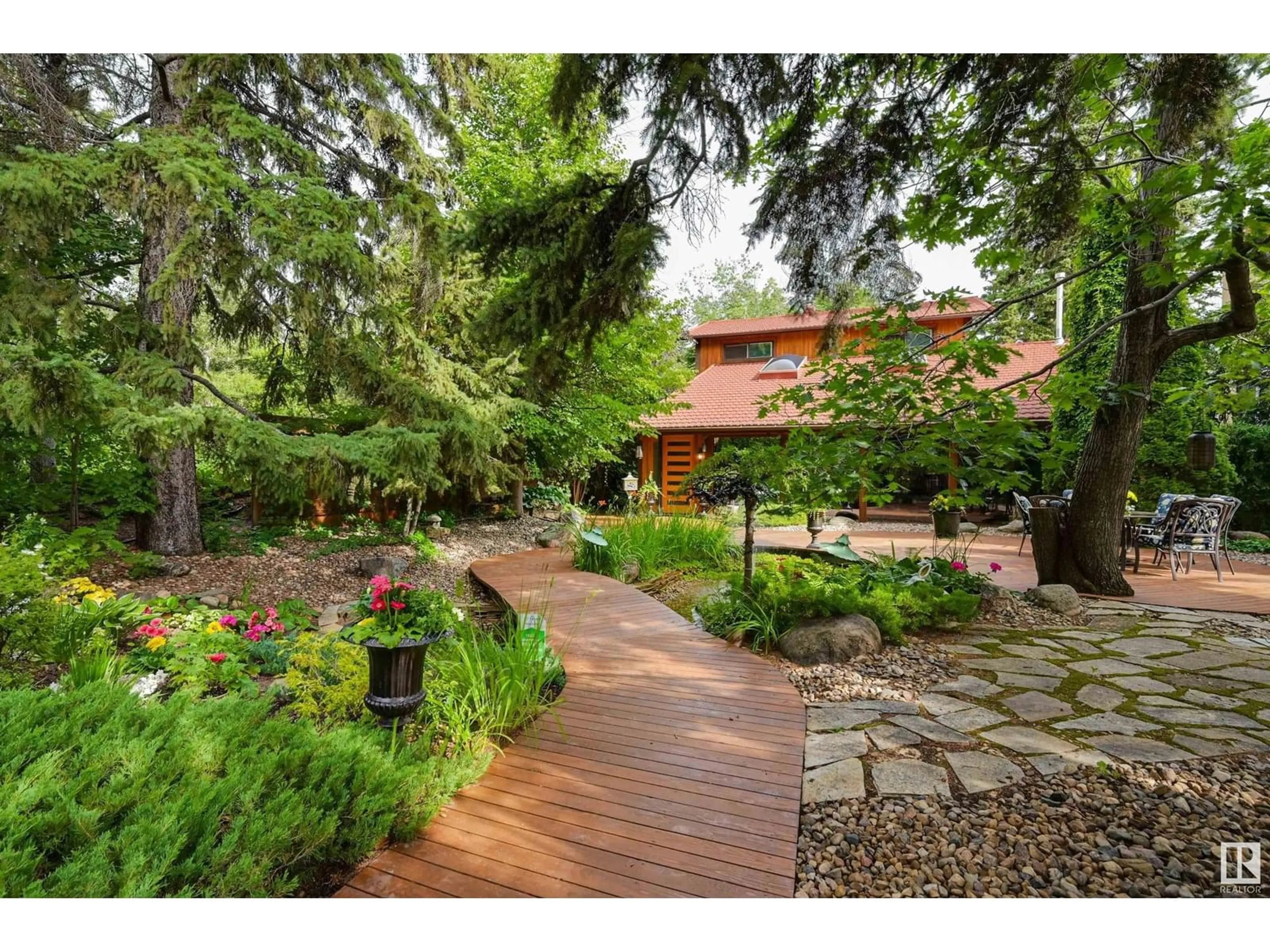 Patio, forest/trees view for 14228 RAVINE DR, Edmonton Alberta T5N3M2