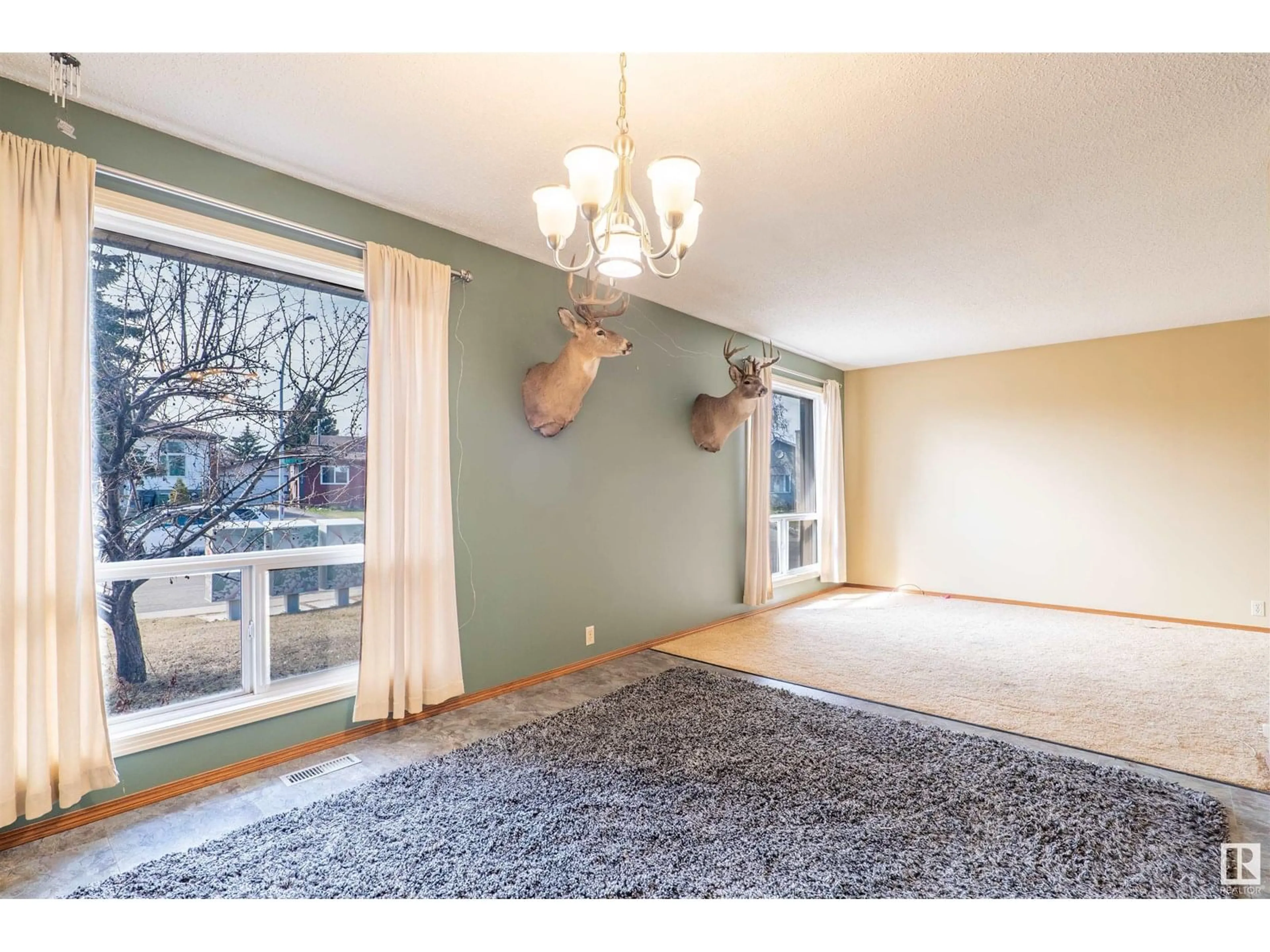 Unknown for NW - 2667 89 ST, Edmonton Alberta T6K2Y9
