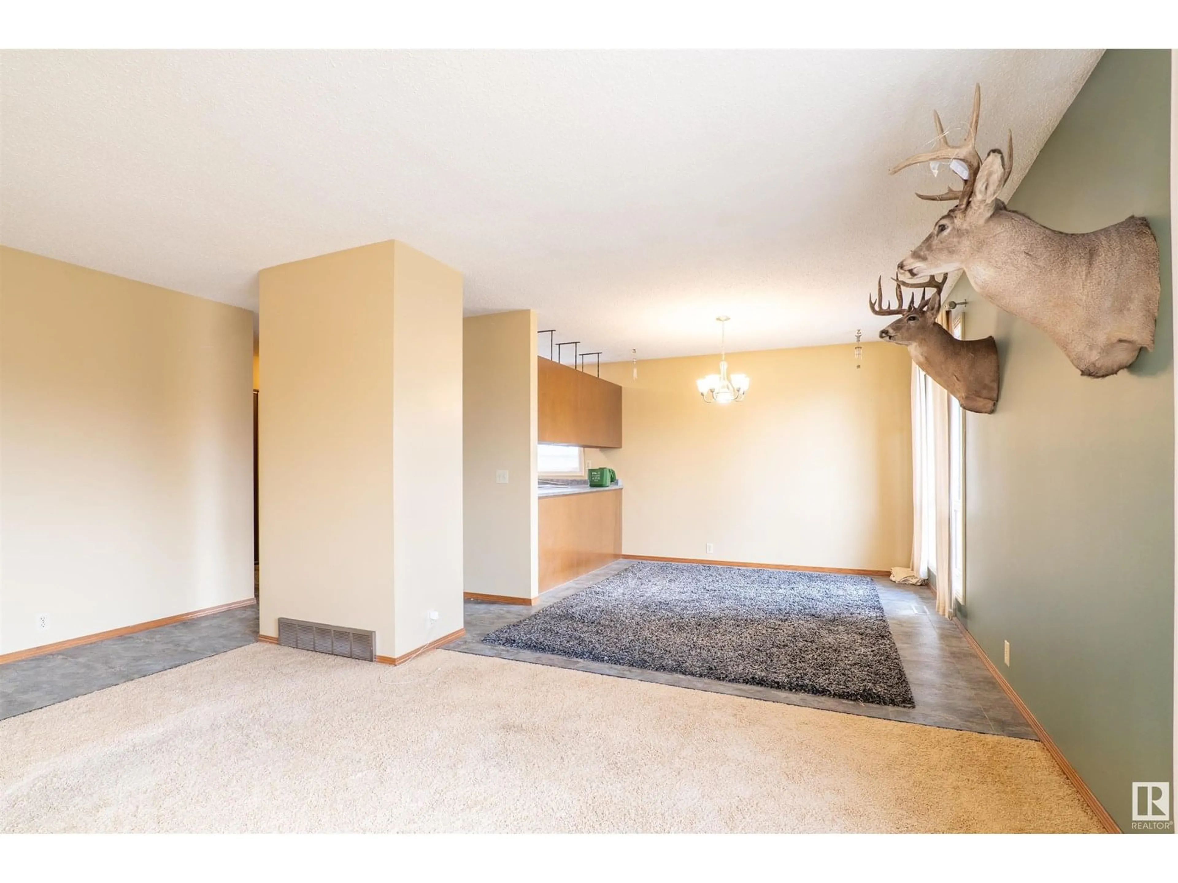 Unknown for NW - 2667 89 ST, Edmonton Alberta T6K2Y9