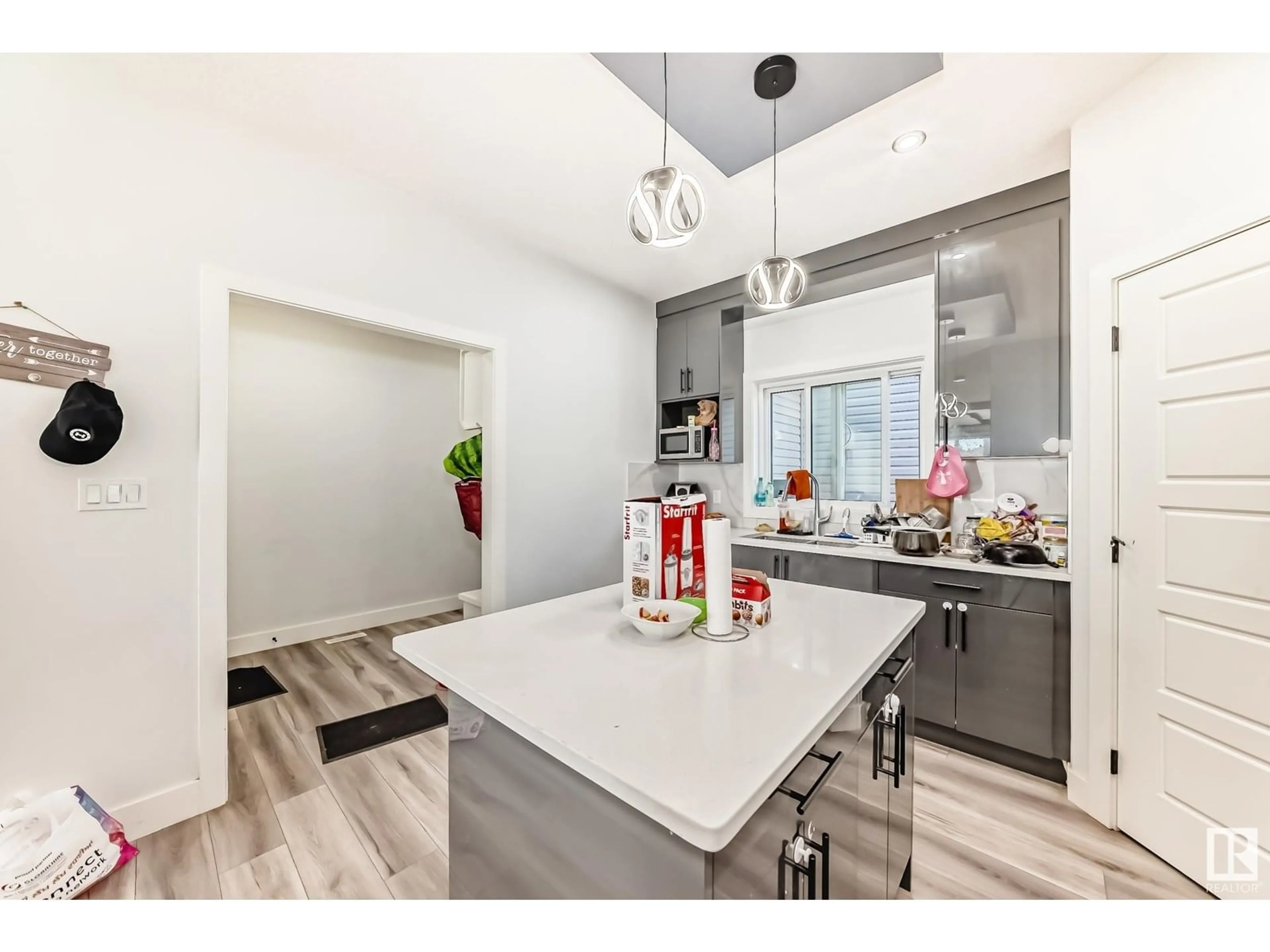 Open concept kitchen, unknown for 4409 37 ST, Beaumont Alberta T4X2X1