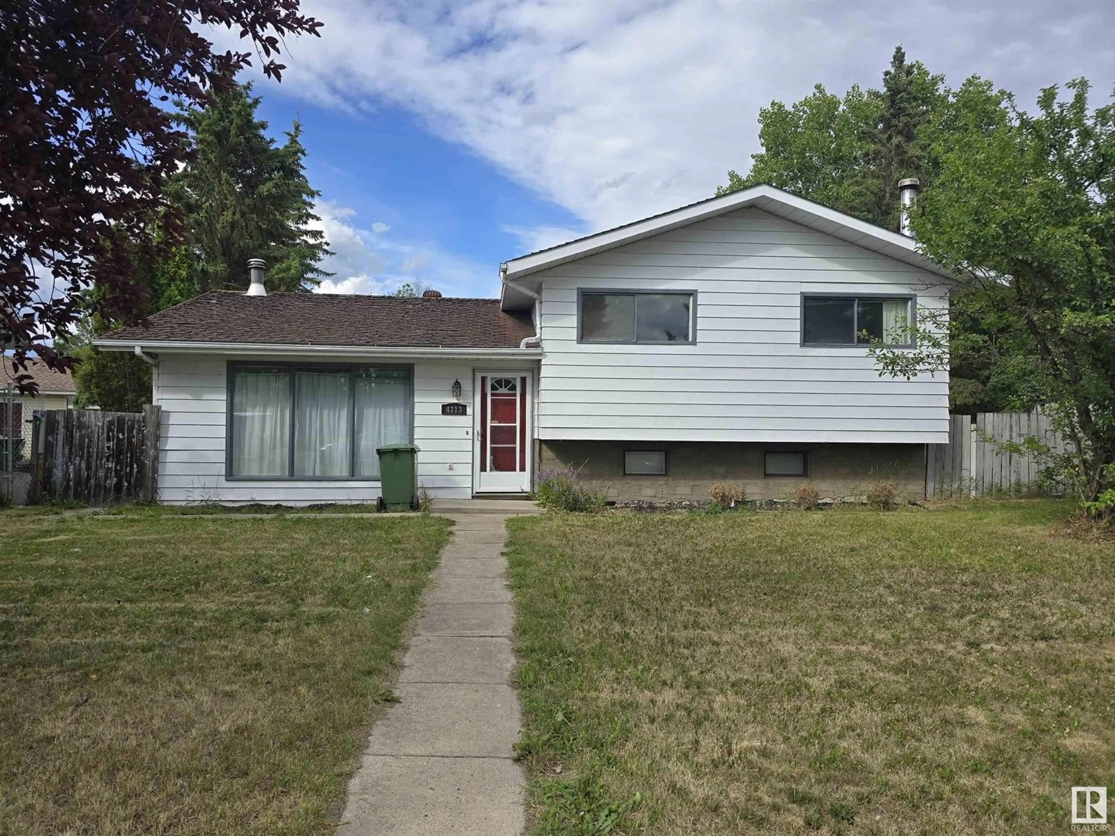Home with vinyl exterior material, street for 4313 44 AV, Bonnyville Town Alberta T9N1W8