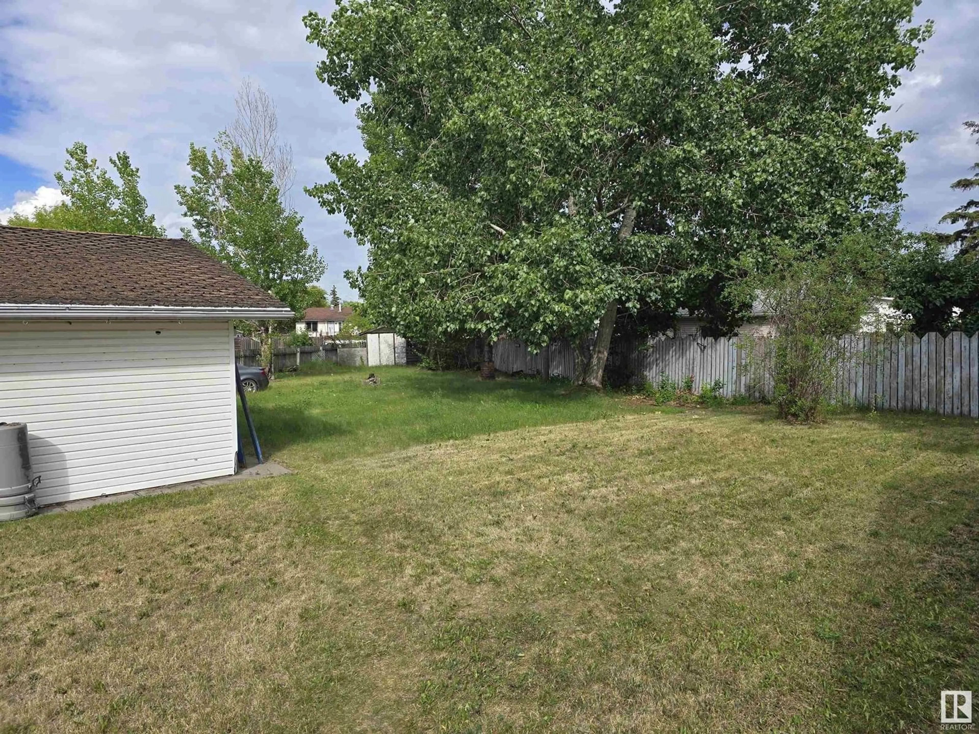Shed for 4313 44 AV, Bonnyville Town Alberta T9N1W8