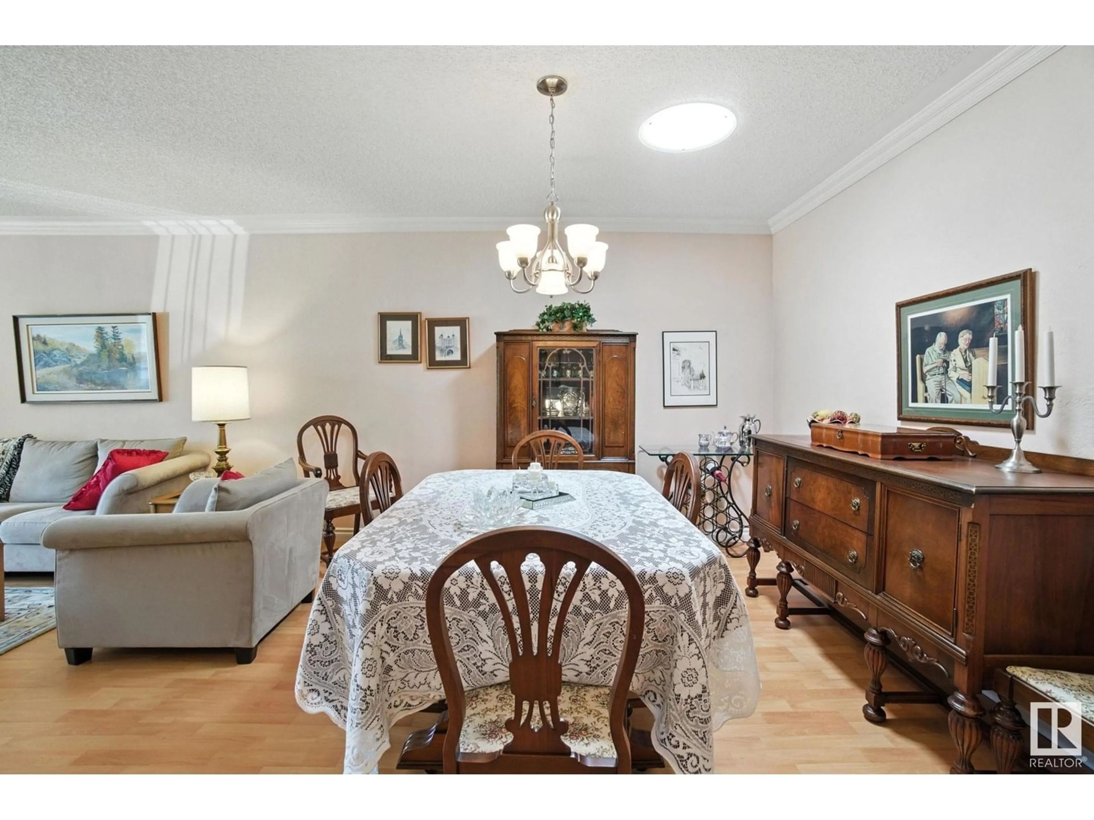 Dining room, wood/laminate floor for NW - 5785 189 ST, Edmonton Alberta T6M2G9