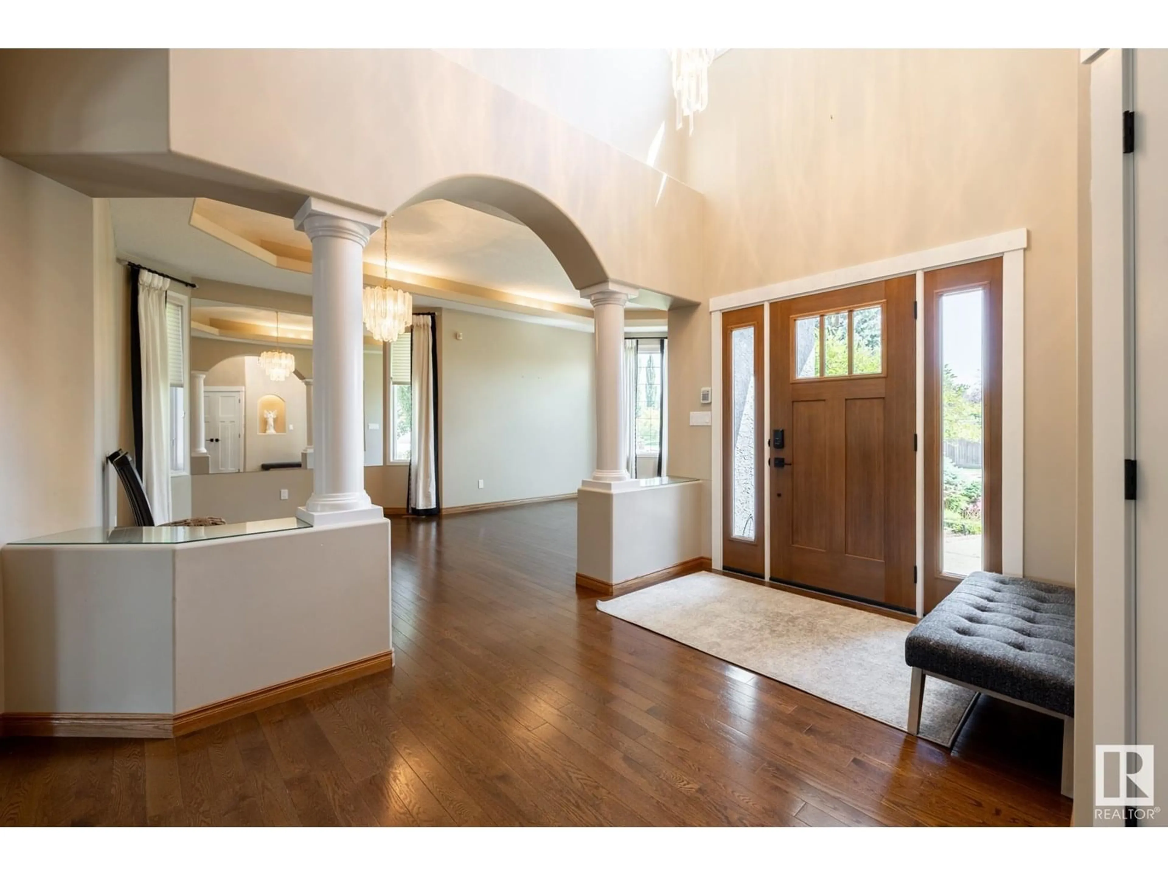 Indoor entryway for 52304 - 90 RGE ROAD 233, Rural Strathcona County Alberta T8B1C9